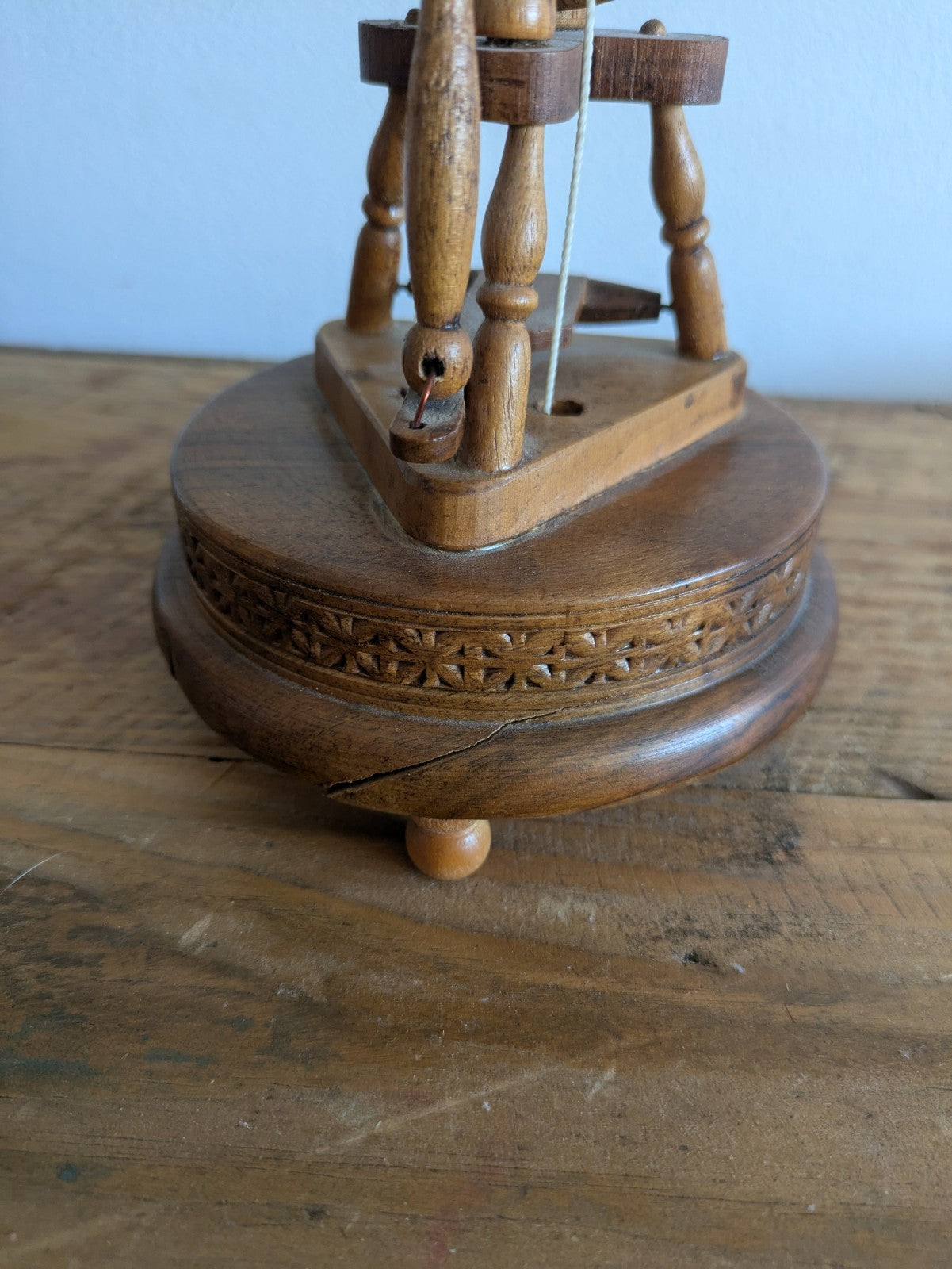 Vintage Hand Crafted Miniature Wooden Spinning Wheel Musical Ornament Prop Old 