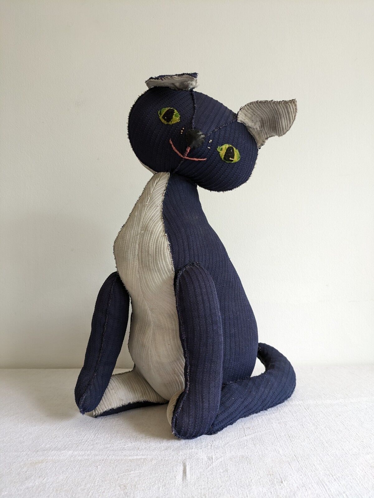 Vintage Cat Door Stopper Handmade White Blue Retro Kitsch Film TV Prop Rare Old