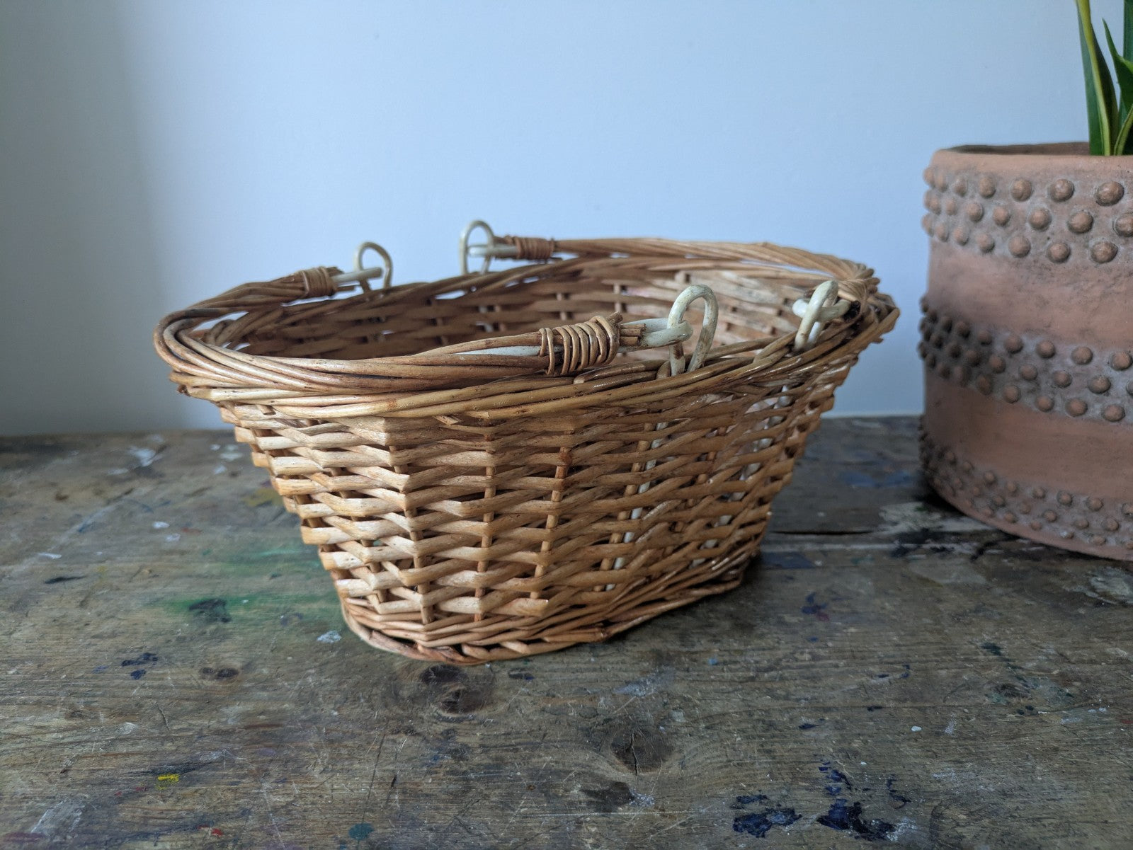 Vtg Wicker Shopping Basket with Handles Natural Farm Shop Display Storage Garden