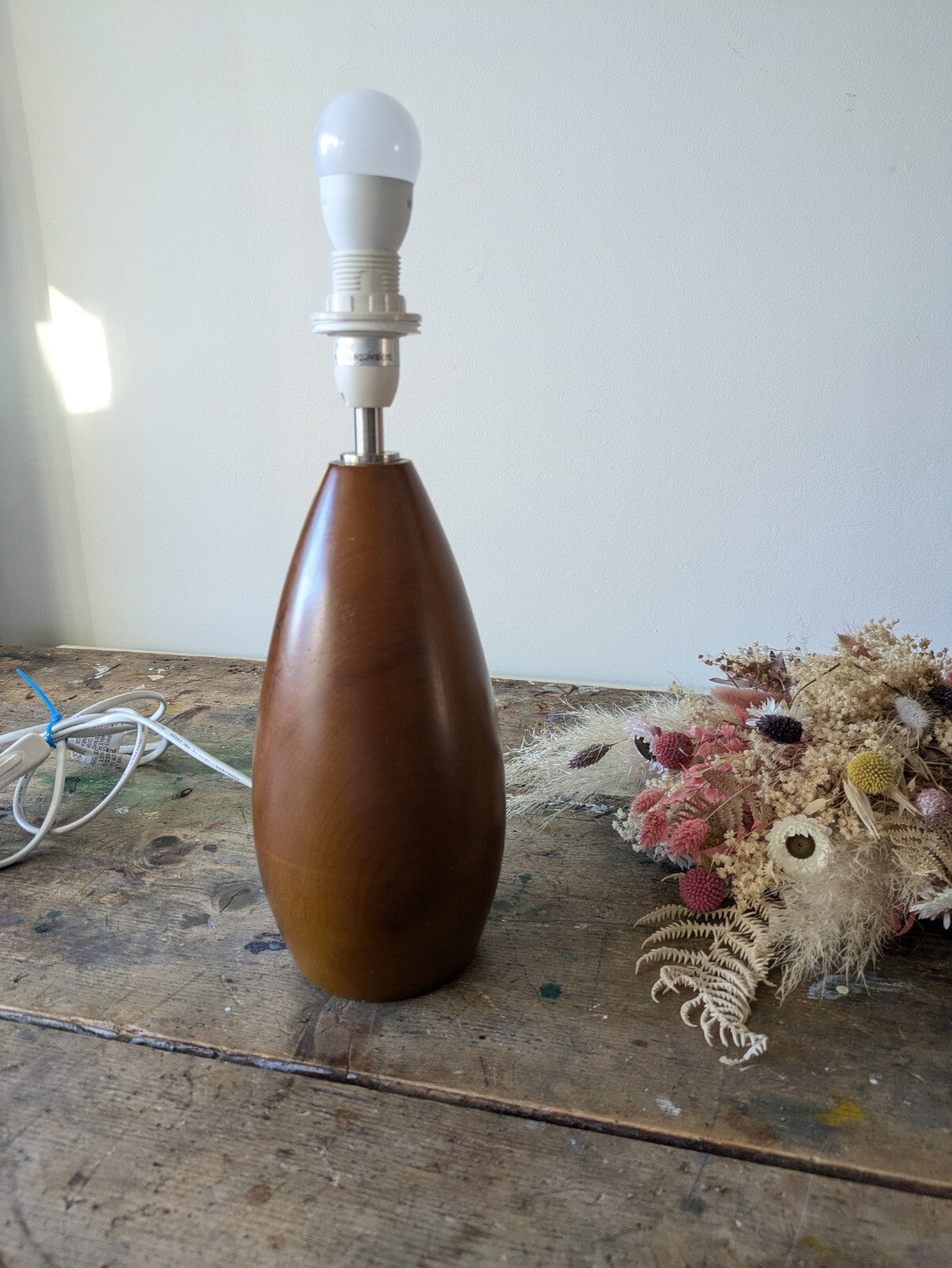 VTG Retro 50s/60s turned torpedo shape wooden table lamp mid 20th C. modern Wood