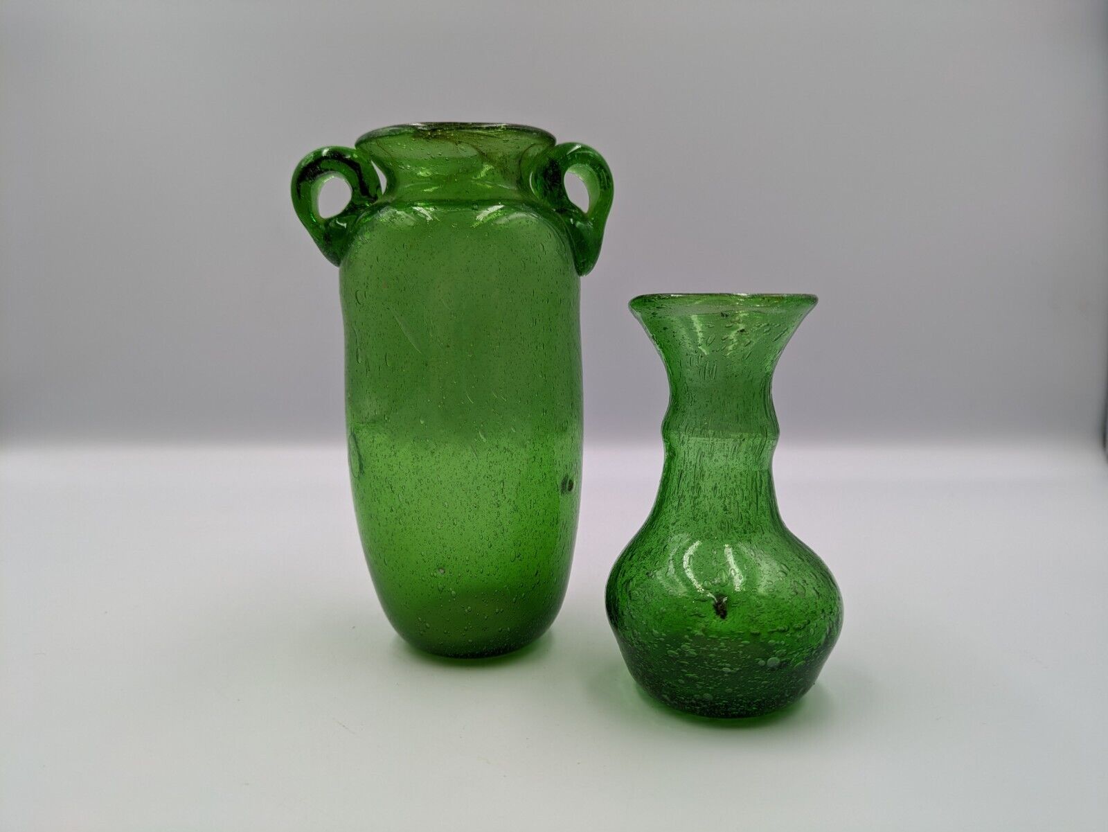 2x Vintage Emerald Green Bubble Glass Miniature Windowsill Vases Hand blown Rare