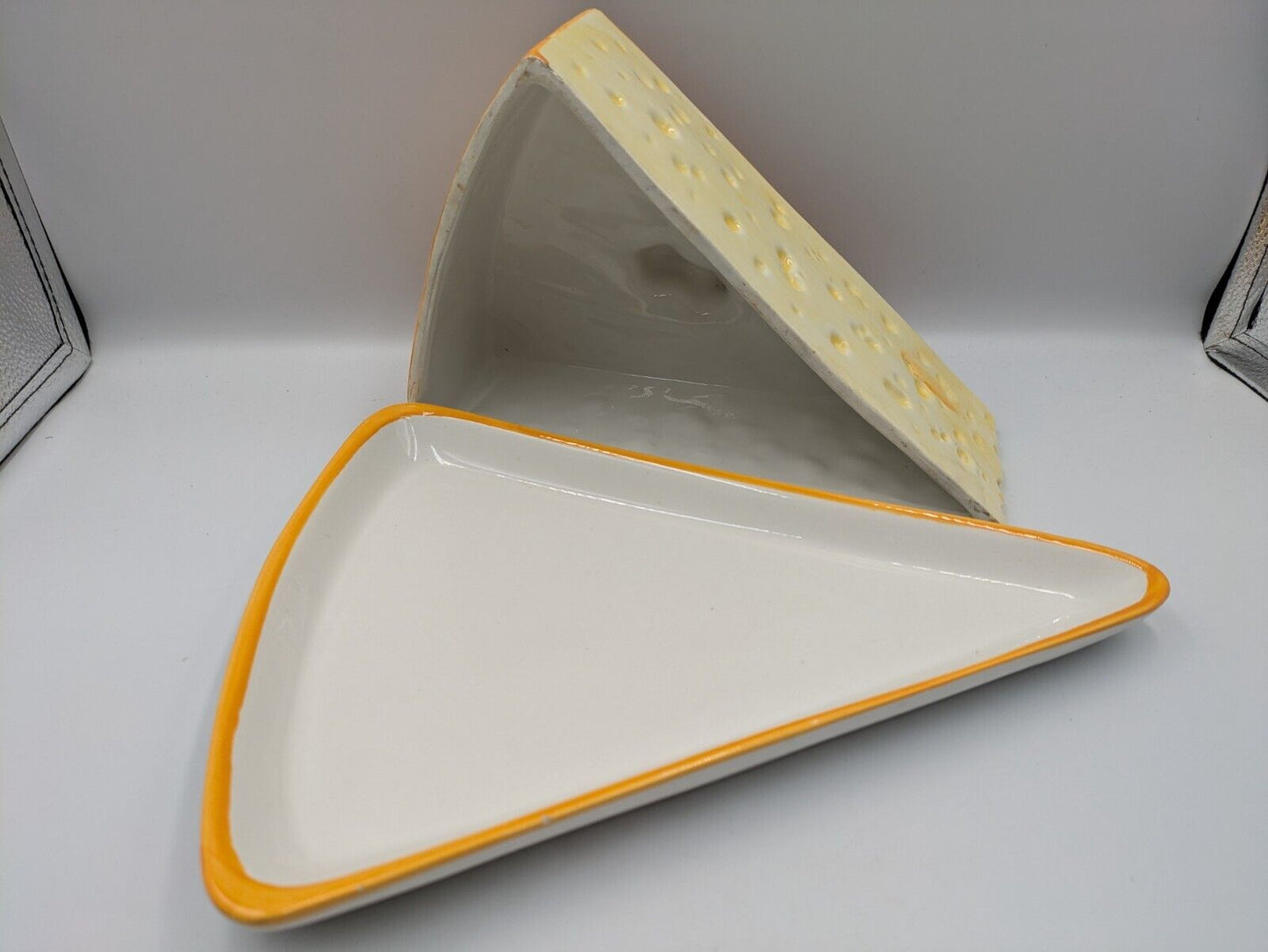 XL Italy Vintage Handmade Porcelain Ceramic Cheese Wedge Mouse Covered Dish Rare