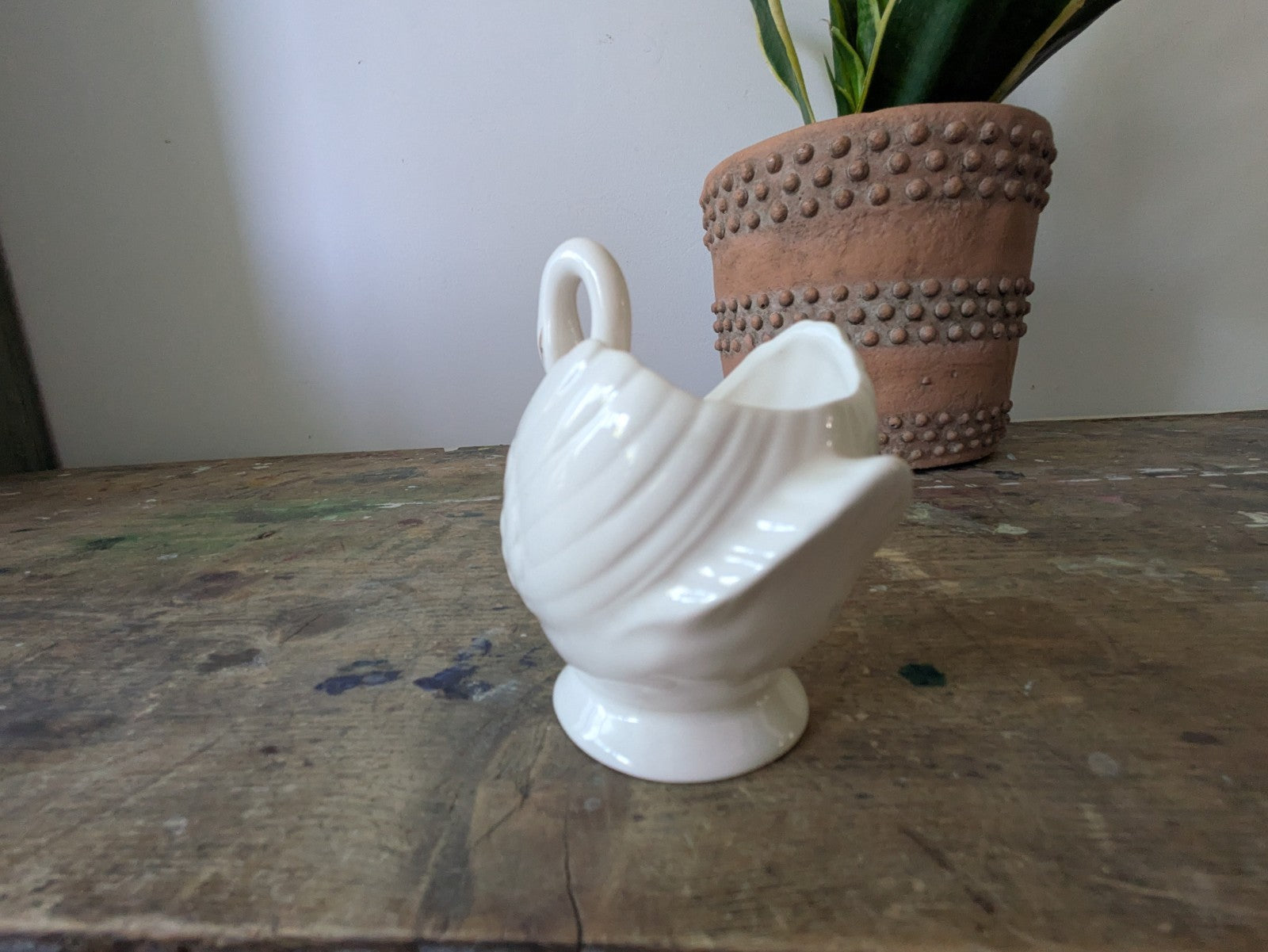 Vintage Small White Swan Planter Plant Pot Shabby Mantle Egg Cup Trinket Pot Vgc
