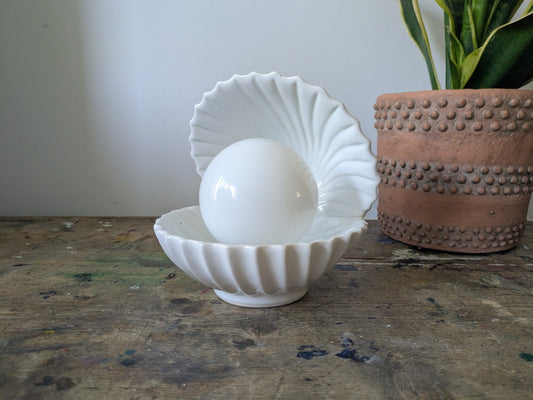 Vintage Shell Pearl Night Light Ceramic Ornament Bedside Lamp Clam Nightlight