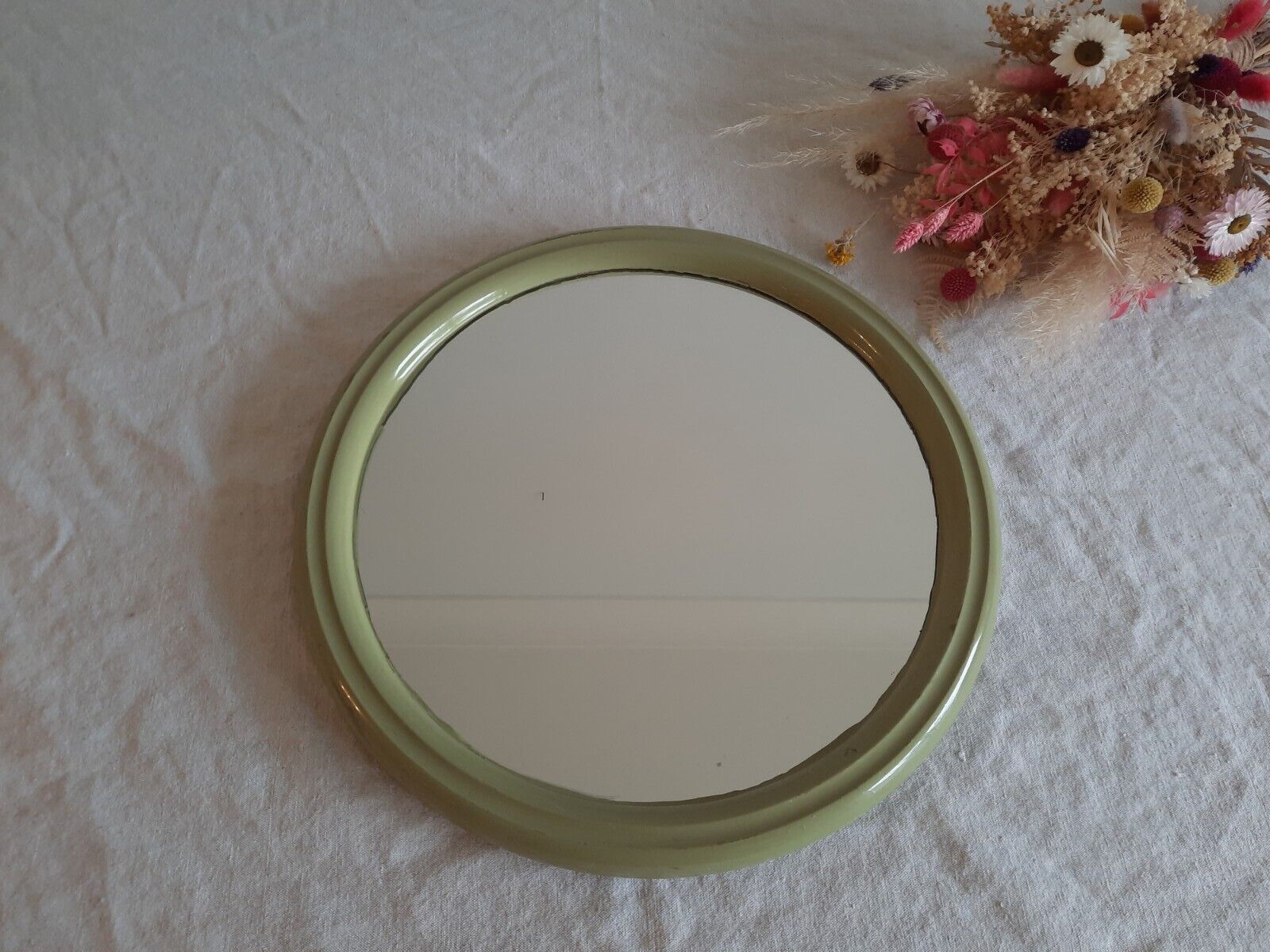 RETRO MID CENTURY DUTCH 'TIGER' ROUND MIRROR GREEN KITSCH ORIGINAL WALL PROP OLD
