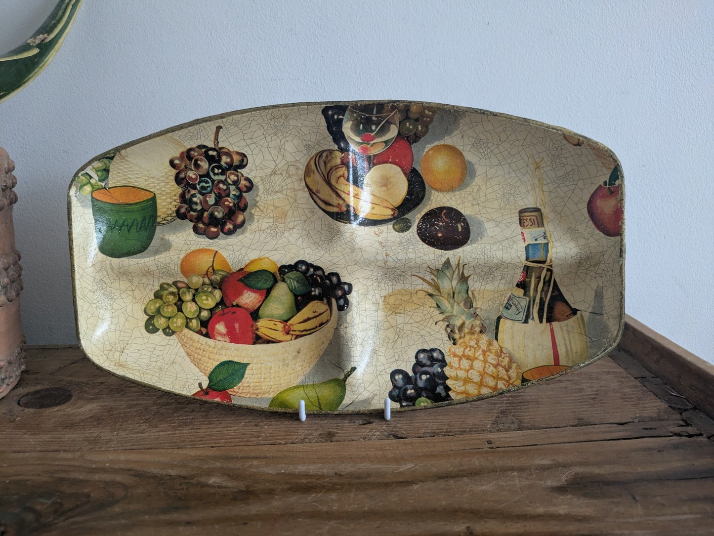 1950s Kitsch Sectional Tray Classic Decoration Fruit Bottles Grapes Retro Prop