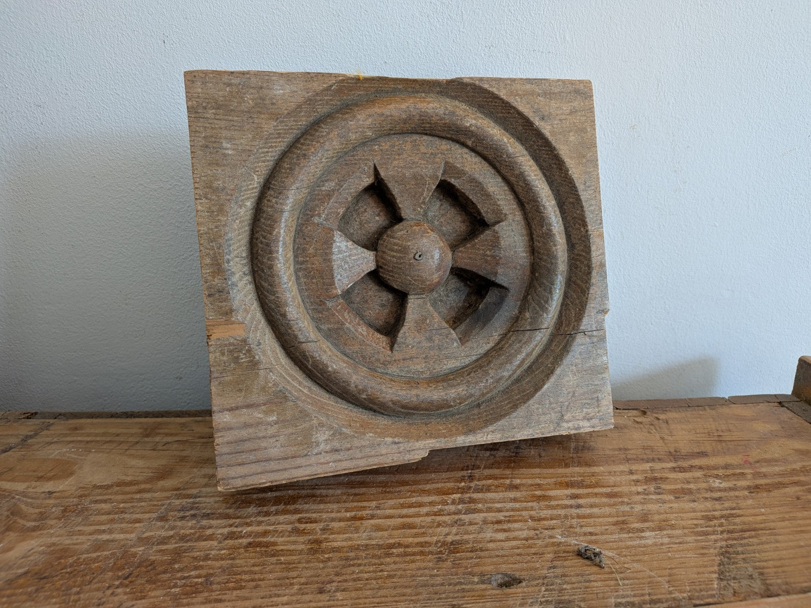 Antique Gothic Revival Panel Solid Pine Wood Salvage Pew End Piece Clover Round