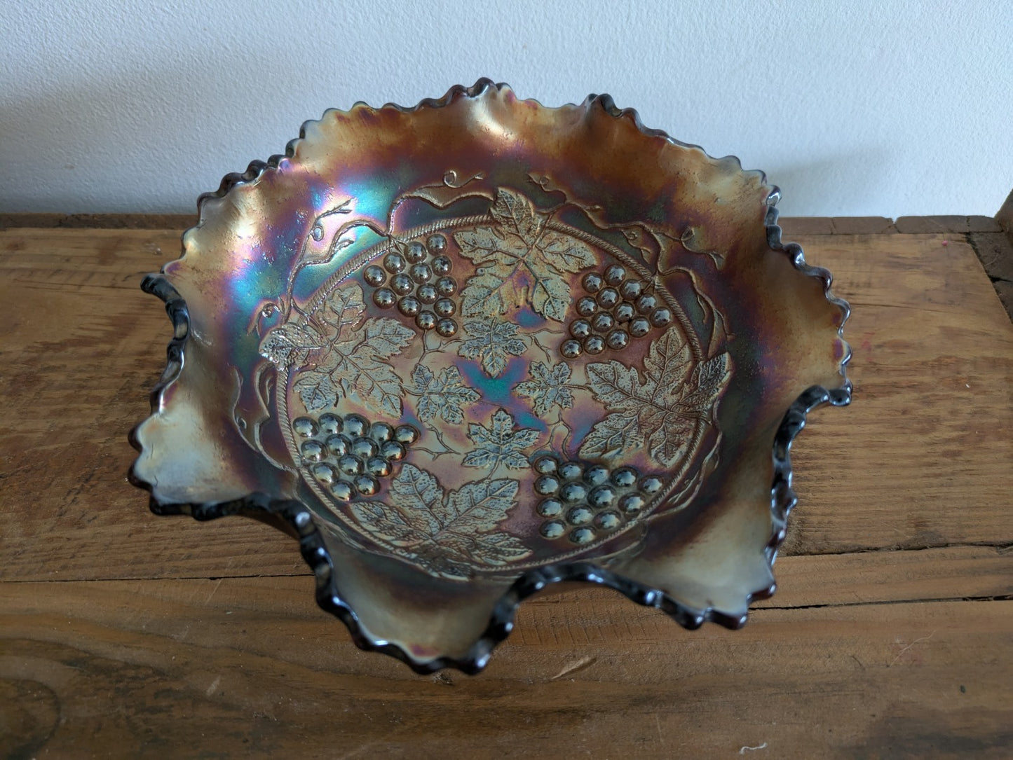Fenton Grape & Cable Amethyst Iridescent Carnival Glass Three Legged Bowl Lustre