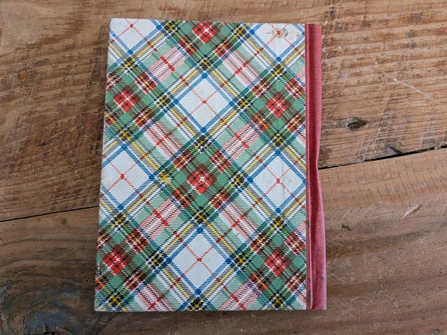 1920s 30s Vintage Sewing Wallet Case Wallet Haberdashery Thread Tartan Prop Old