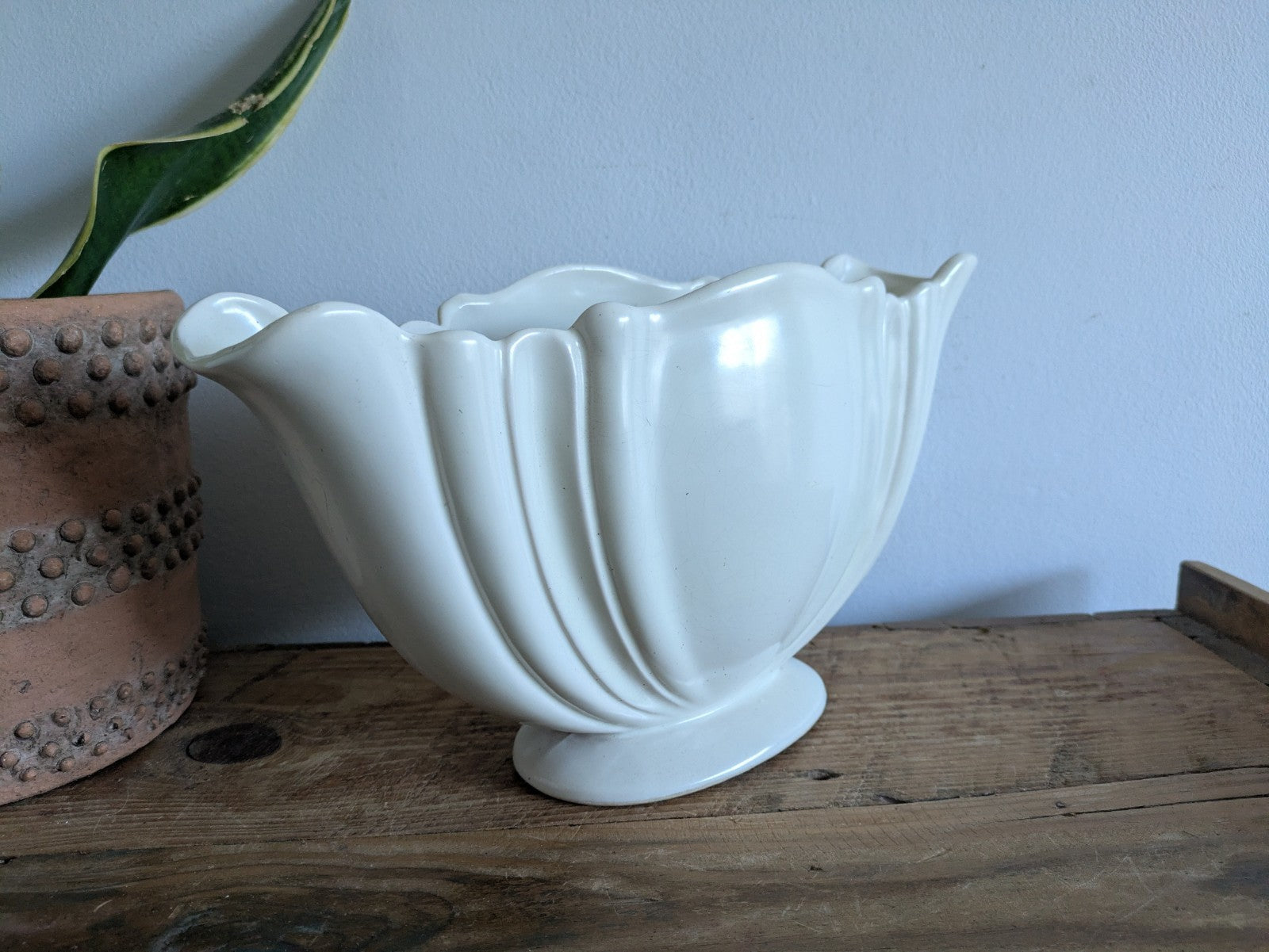 Vintage Large White GOVANCROFT Glasgow STONEWARE MANTLE VASE Art Deco Pottery 