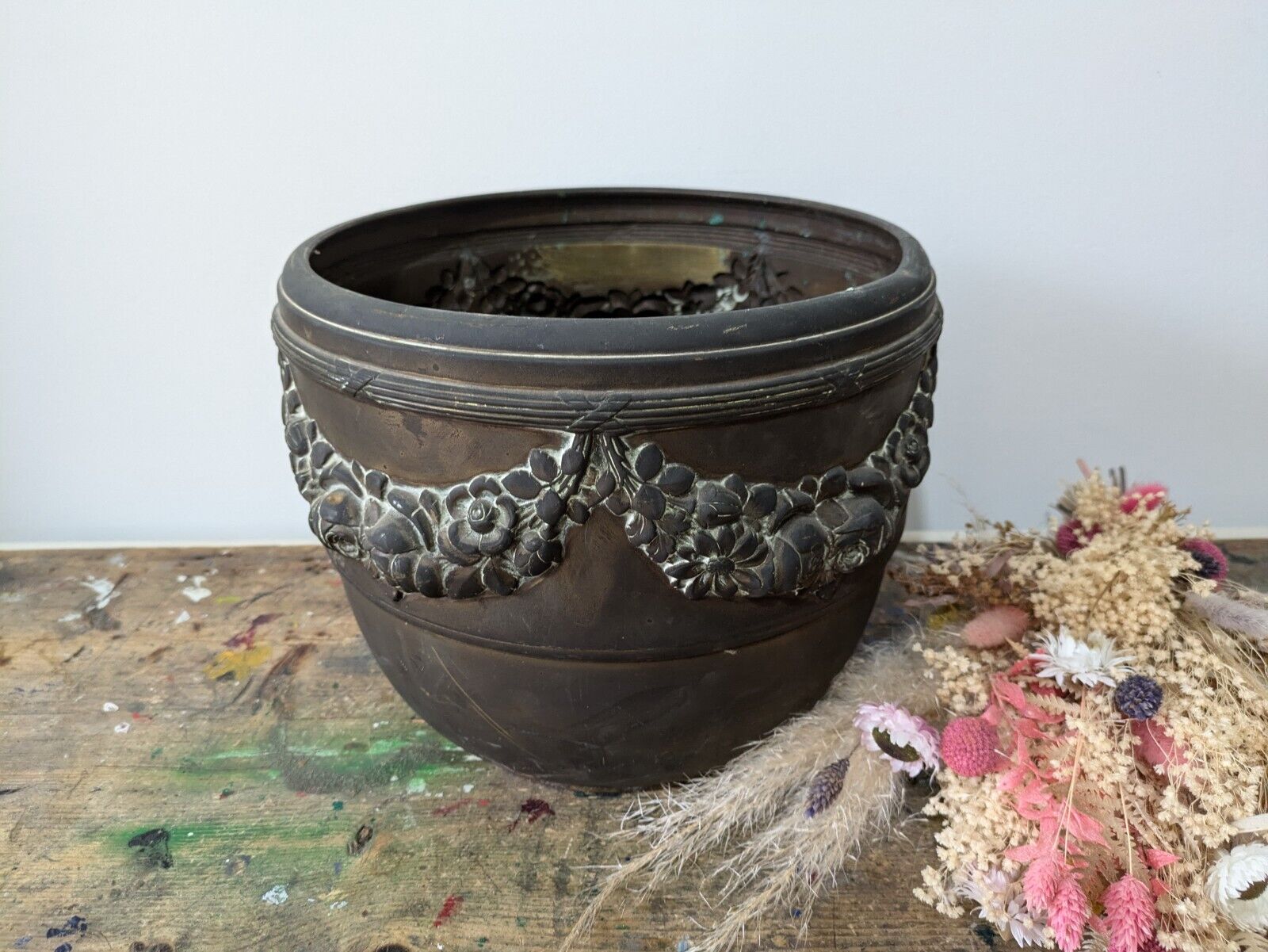 Antique Arts & Crafts Brass Planter Large Size Aspidistra Plant Pot Swags Floral