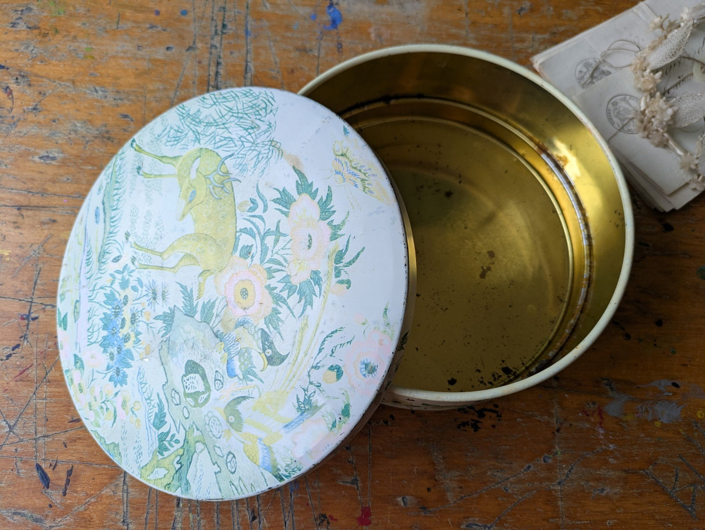 Vintage Huntley And Palmers Woodland Scene Tin Deer Birds Floral Retro Storage 