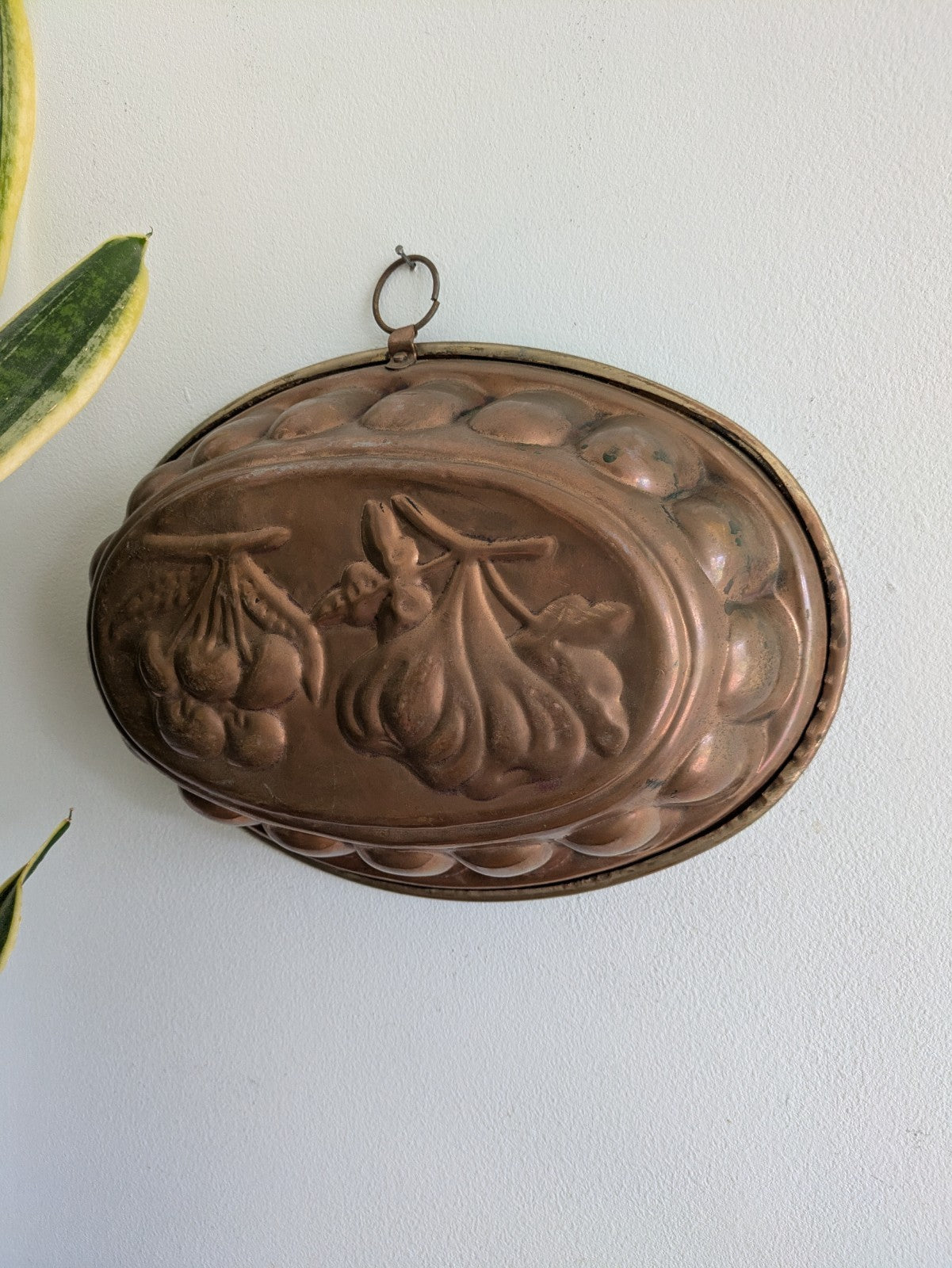 Antique Copper Food Mold Hanging Fruit Motif with Hook Fig Cherry VTG Oval Large