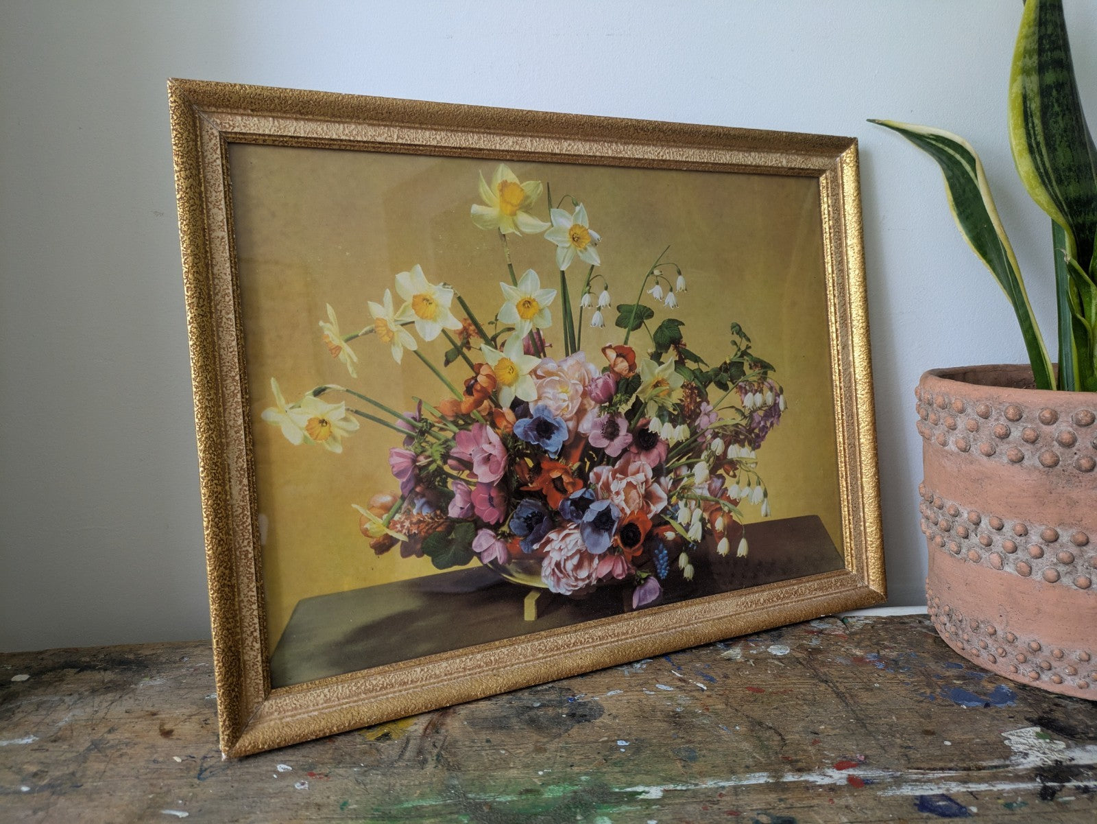 Vtg Kitsch Retro Frame floral bouquet PRINT original Landscape Spring Daffodils 