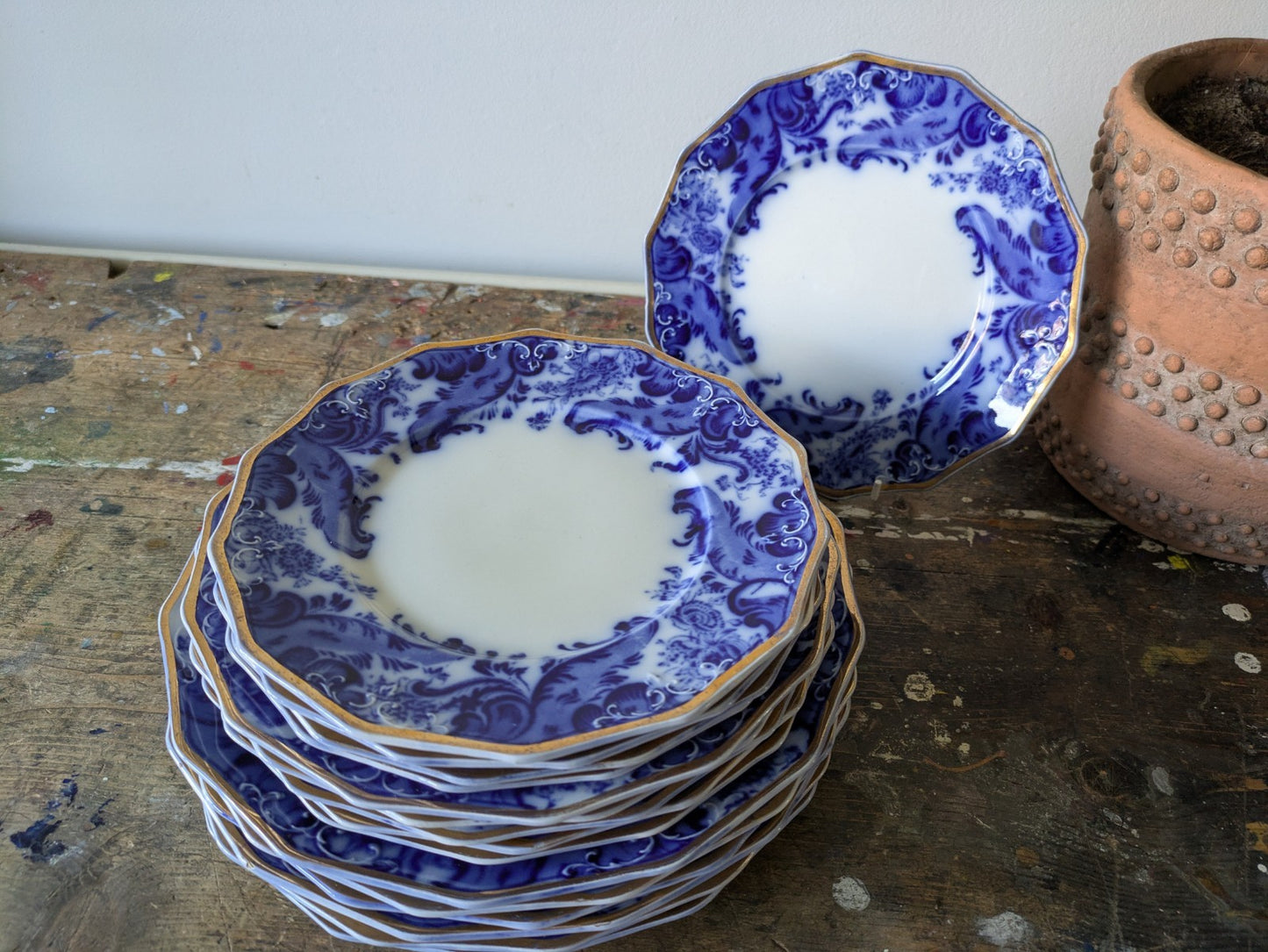 16 Piece Antique Vtg W. H. GRINDLEY Argyle Flow Blue Dinner Dessert Plates Set