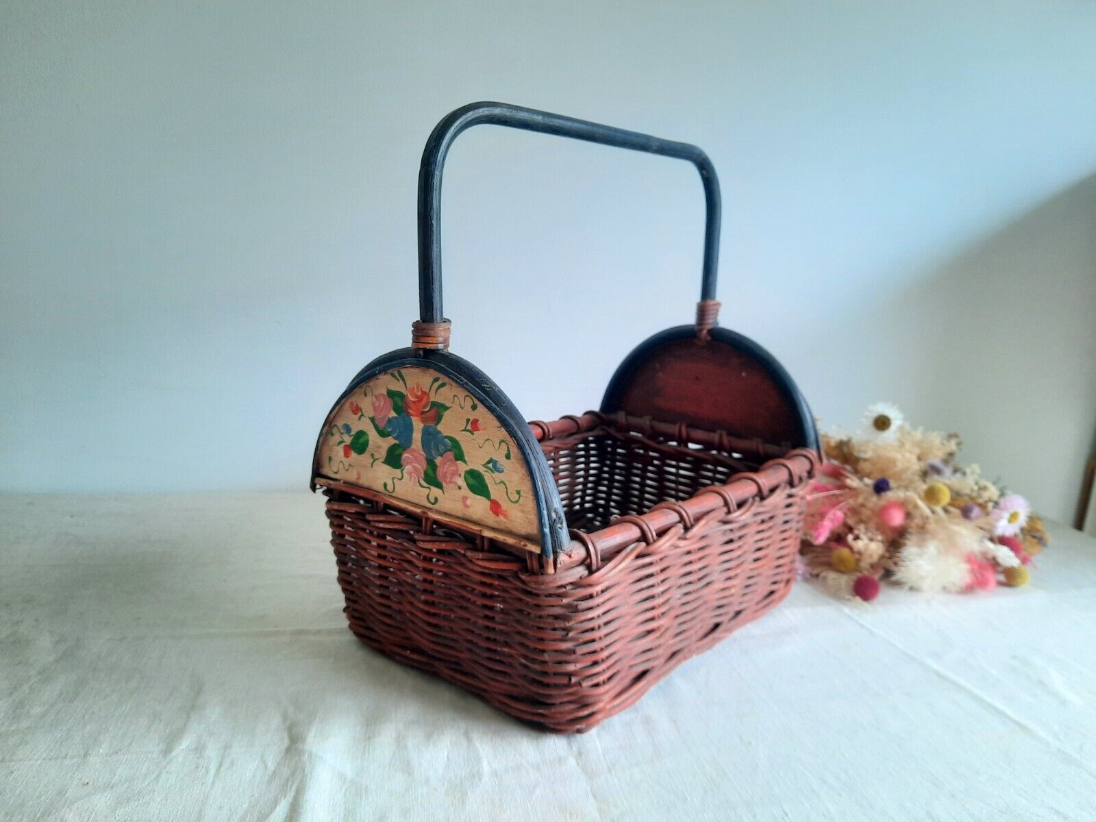 Large Vintage Round Woven Wicker Basket Folk Art Floral Handle Boho Storage Rare
