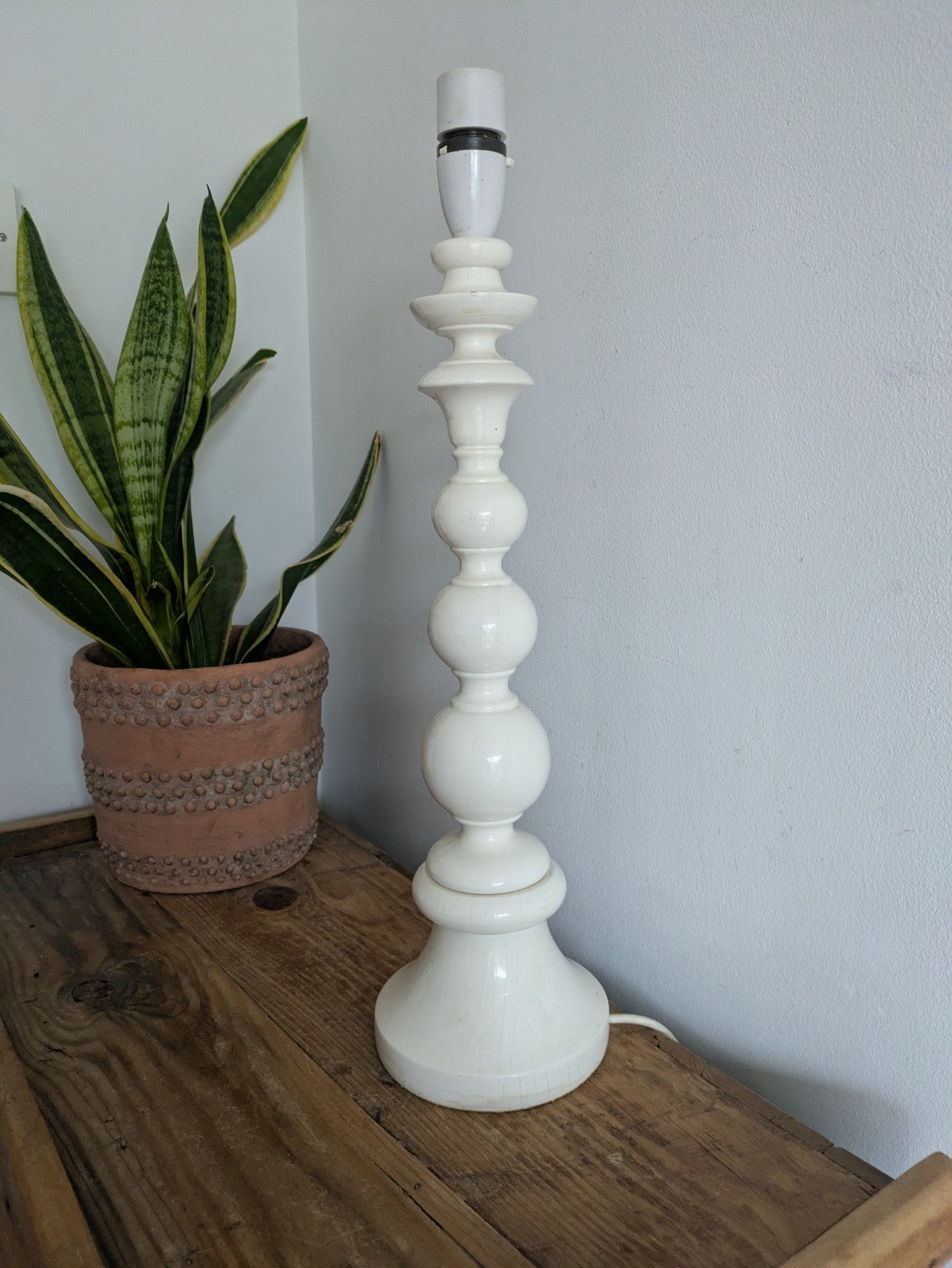 Mid 20th Century 1960s White Gloss Bobbin Table Lamp Wooden Bobble VTG Retro 