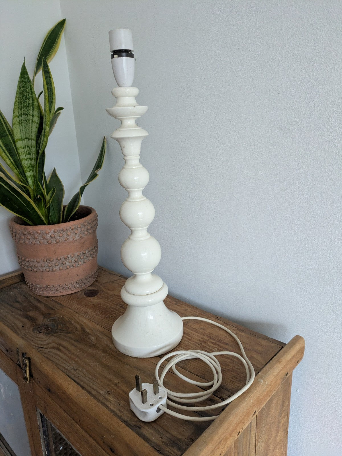 Mid 20th Century 1960s White Gloss Bobbin Table Lamp Wooden Bobble VTG Retro 