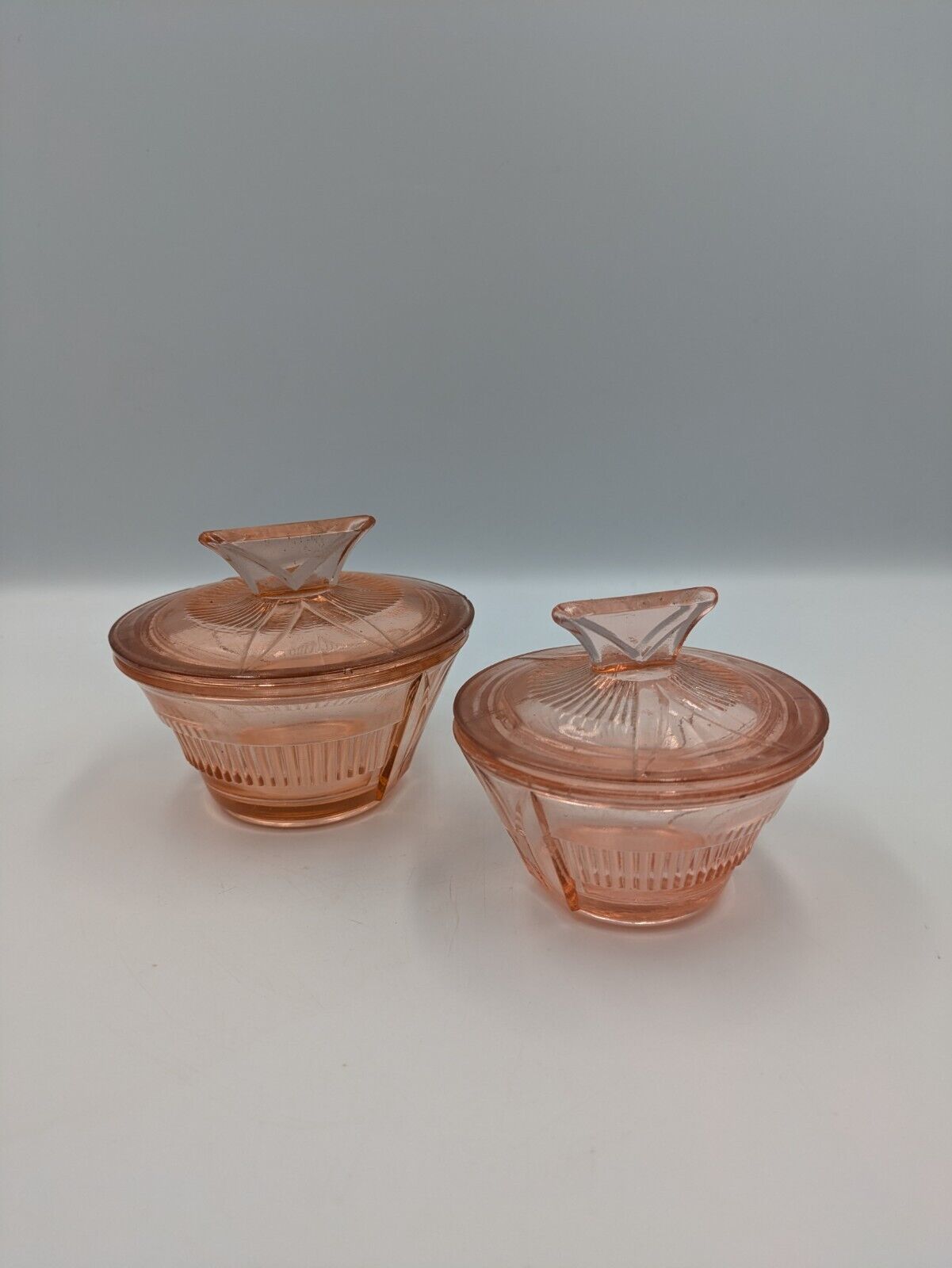PAIR ART DECO VINTAGE GLASS DEPRESSION PINK GLASS Dish Pots Lids WALTHER VANITY 