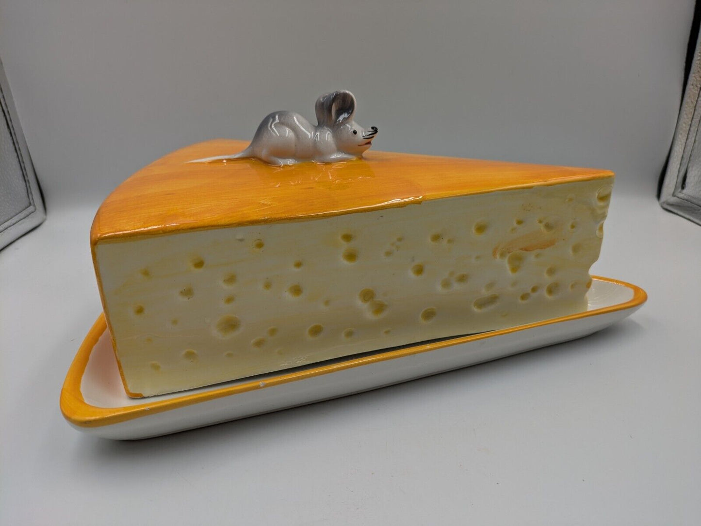 XL Italy Vintage Handmade Porcelain Ceramic Cheese Wedge Mouse Covered Dish Rare