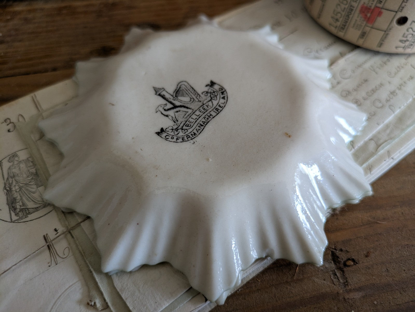 2x Belleek Antique Ruffle Edge Porcelain Green Leaf Plate Dish c.1891-1926 VTG 