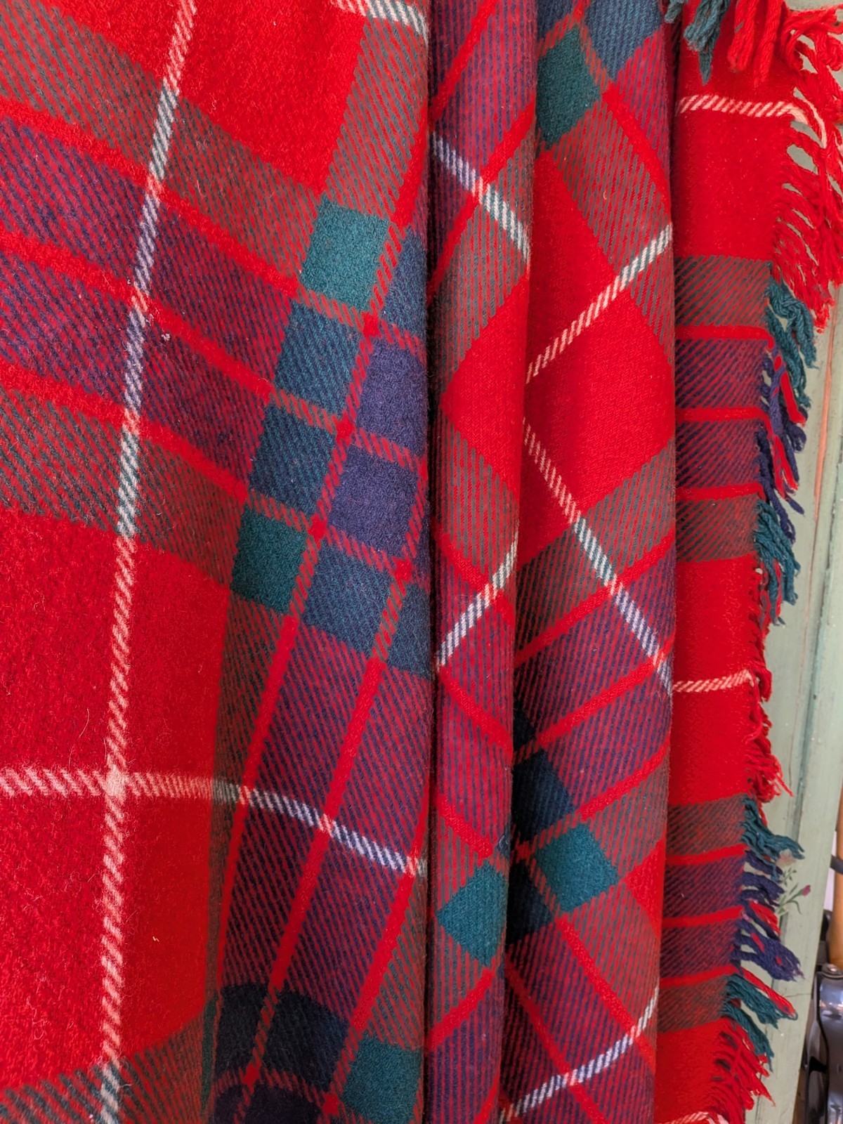 Red/Green All Wool Tartan Fringed Vintage Blanket 'The Clan' Rug Retro Scottish 