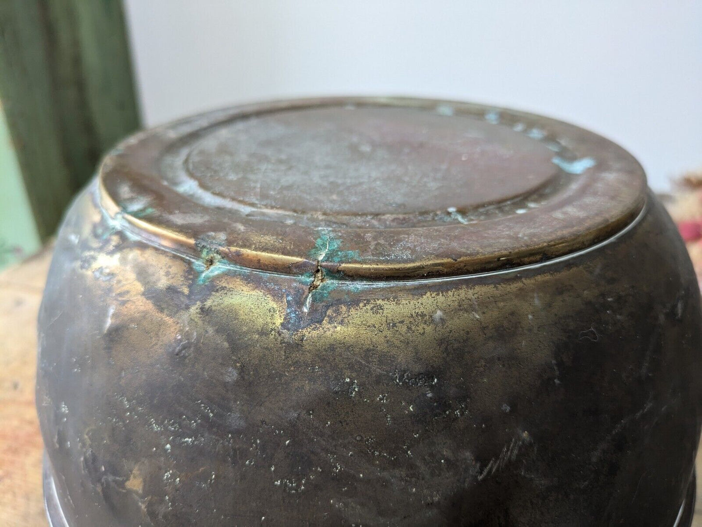 Antique Arts & Crafts Brass Planter Large Size Aspidistra Plant Pot Swags Floral