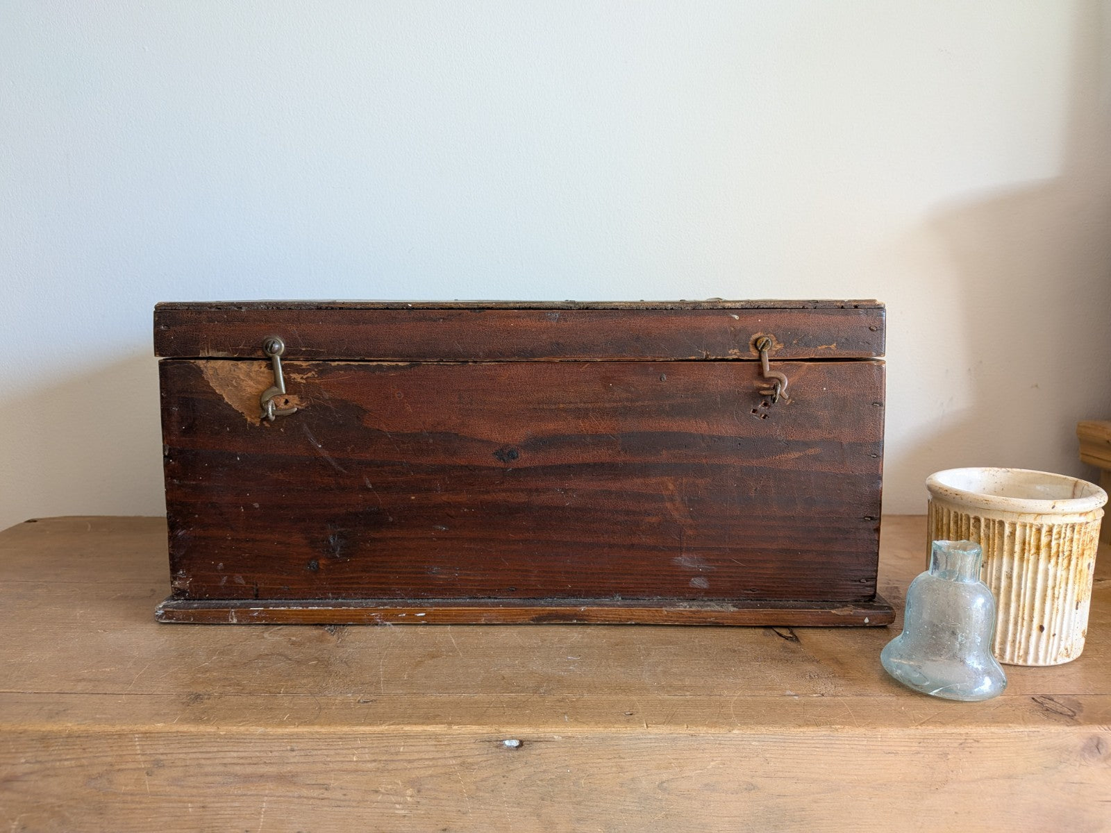 Antique Victorian Needlework Box Wooden Sewing Padded Interior Craft Gilt Letter