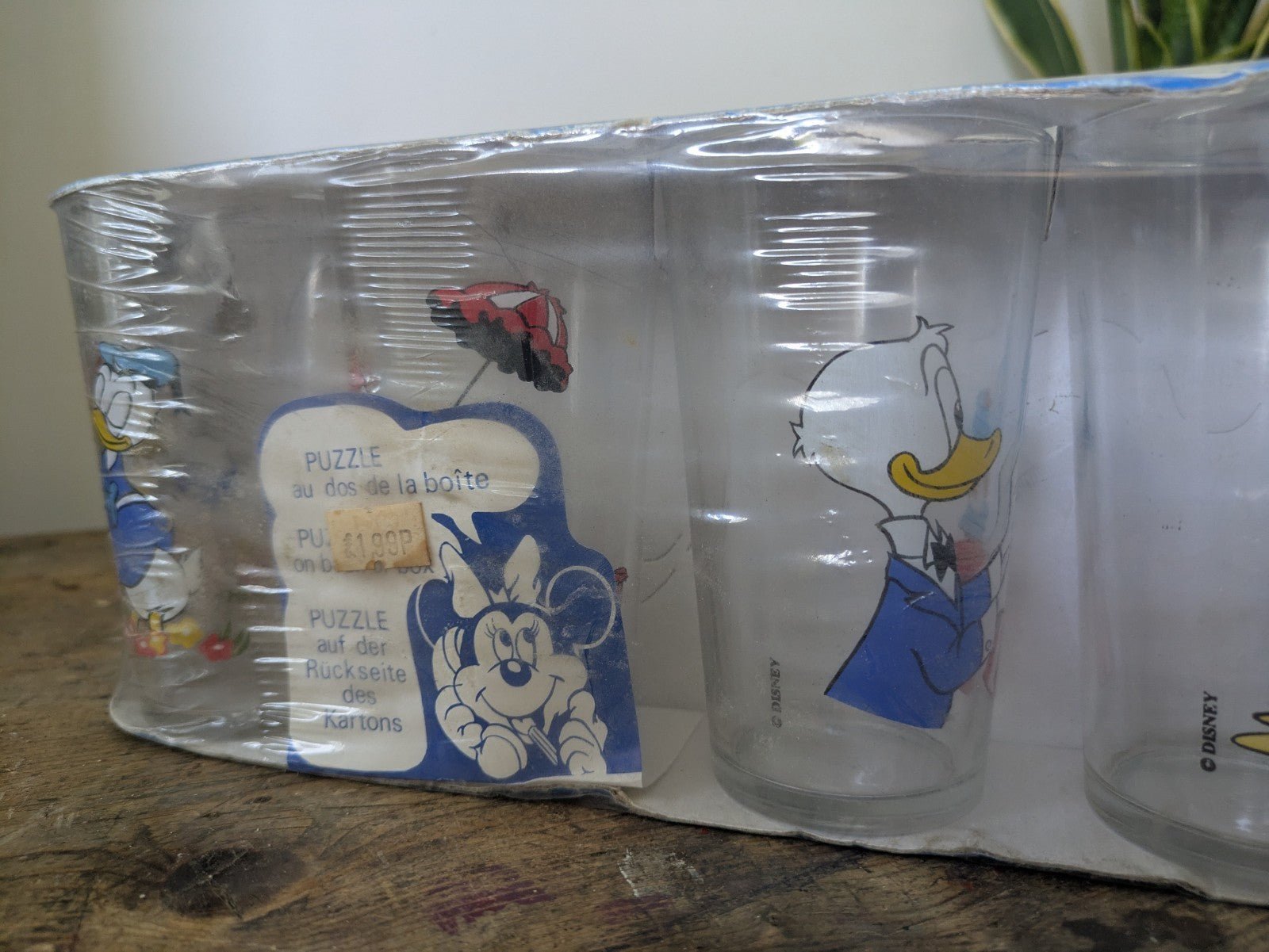 Disney Donald Duck Vintage Juice Glasses Rare Uncommon Retro Tumblers New Boxed