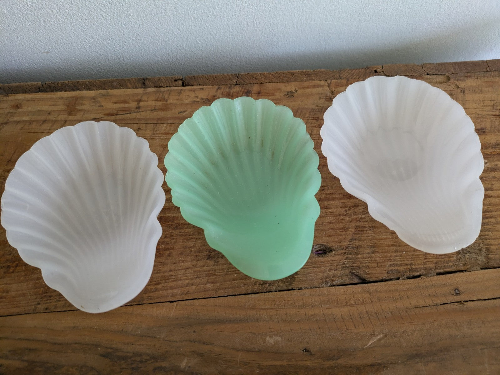 3x Vintage Uranium Green White Milk Glass Bowls Dishes Shell Clam Art Deco Early