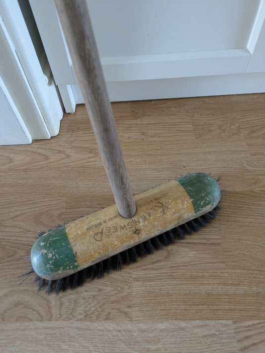 1950s Kleensweep House Broom Wood Long Handle Sweeping Brush K8 Pure Bristle Vtg