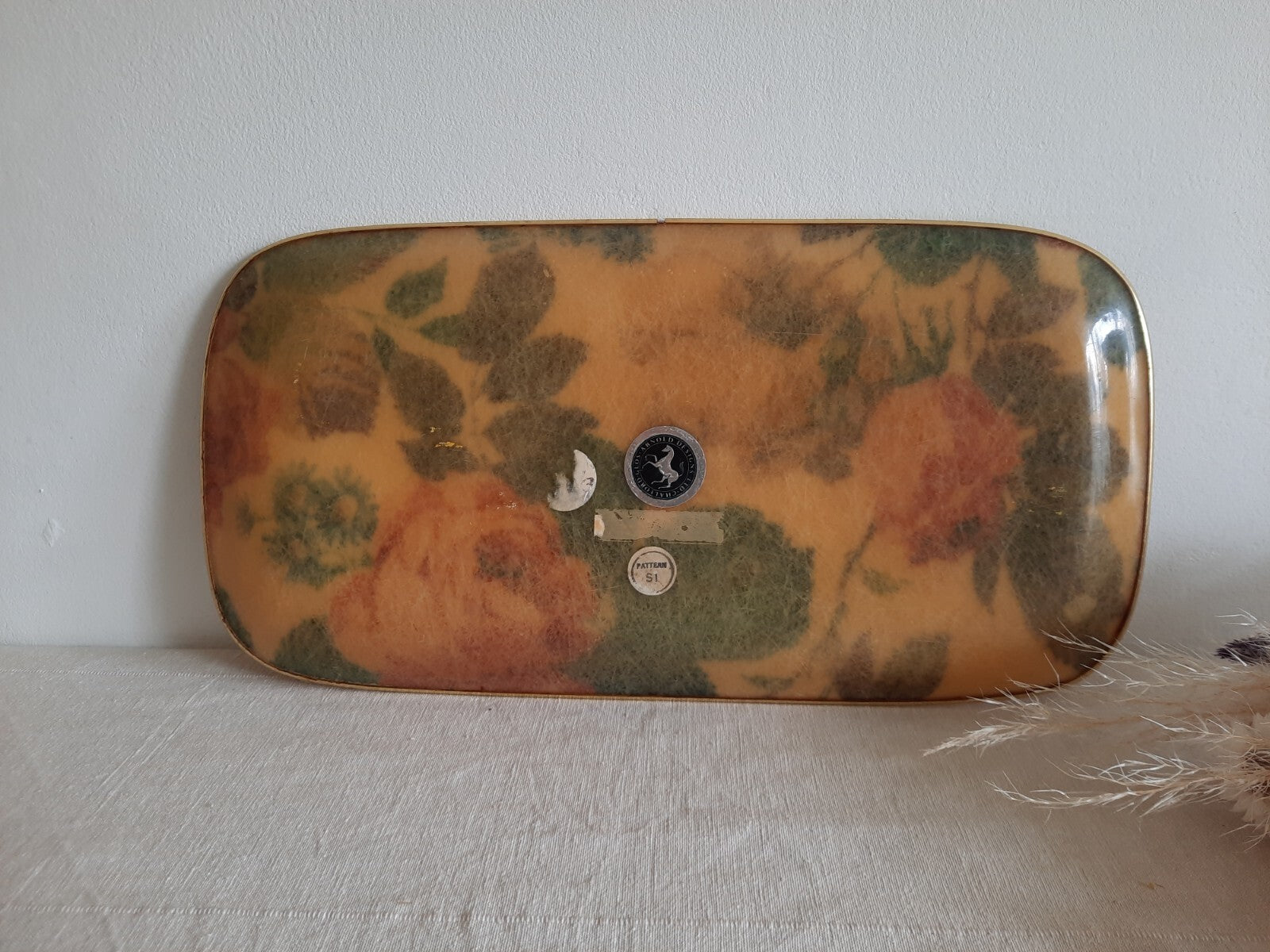 Vintage Chalford Glos Arnold Designs Ltd Tray Floral Fiberglass Oblong Rose Old