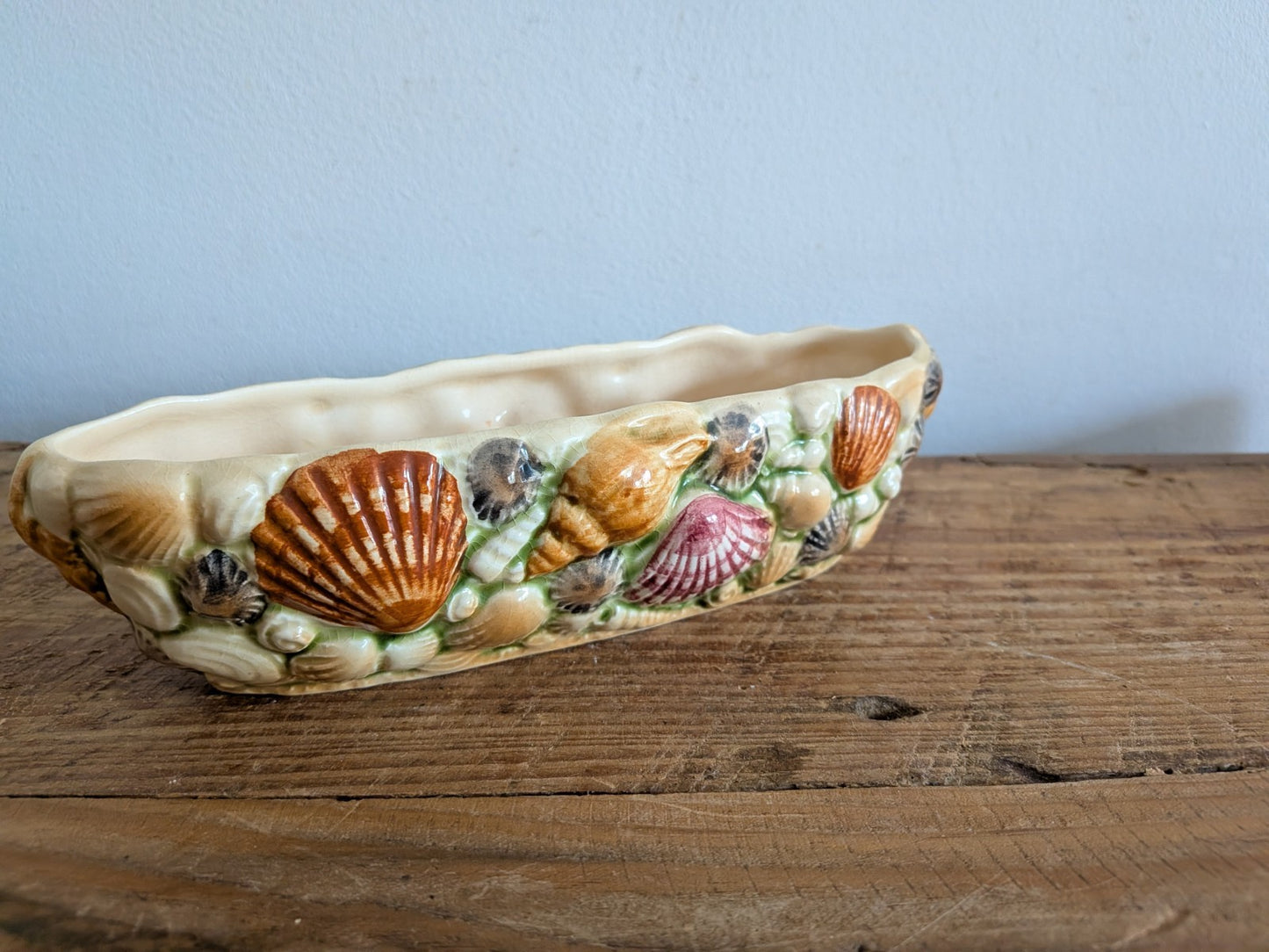 Sylvac Seashell Vase Ceramic Pottery Shell Marina England #4158 Raised Design