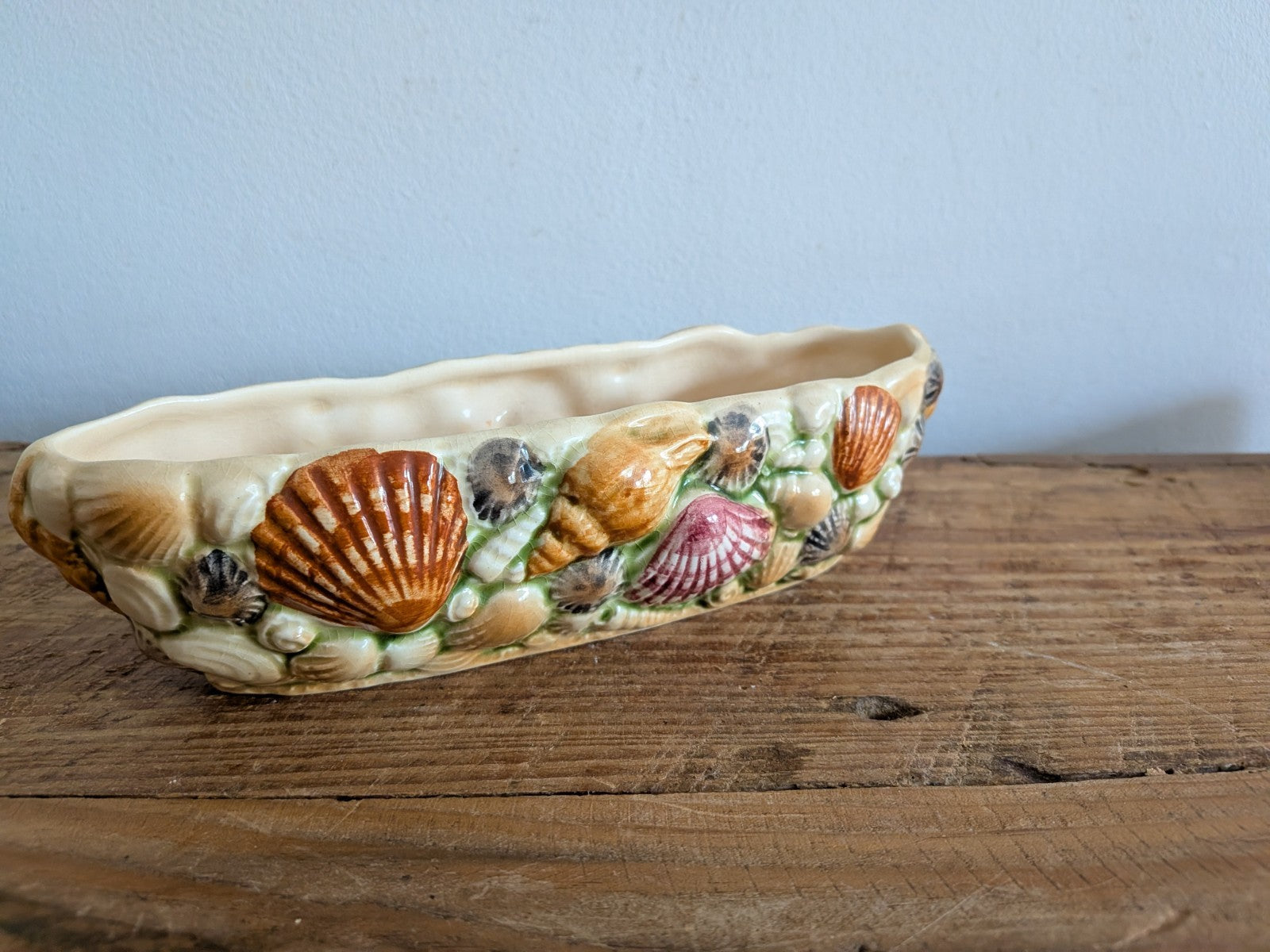 Sylvac Seashell Vase Ceramic Pottery Shell Marina England #4158 Raised Design