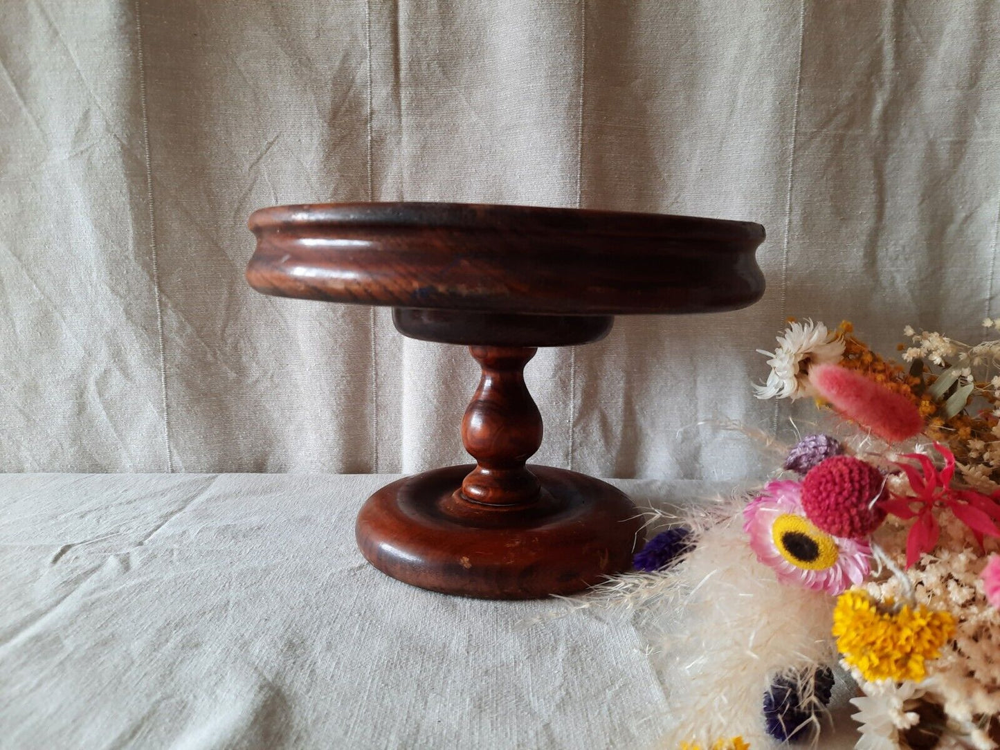 Vintage Hand Turned Elm Wood  Domed Centre Pedestal Fruit / Nut Bowl Antique!!! 