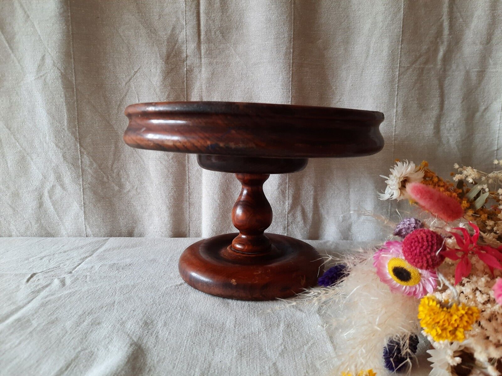 Vintage Hand Turned Elm Wood  Domed Centre Pedestal Fruit / Nut Bowl Antique!!! 