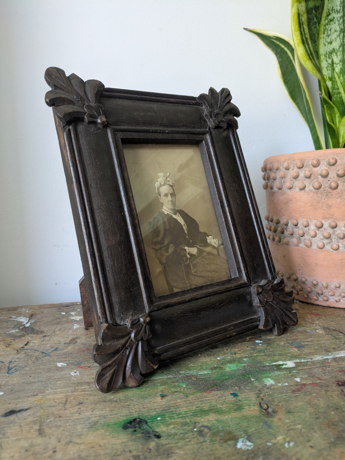 Stunning Antique Victorian 19thc Carved Easel Back Picture Frame Photograph Vtg