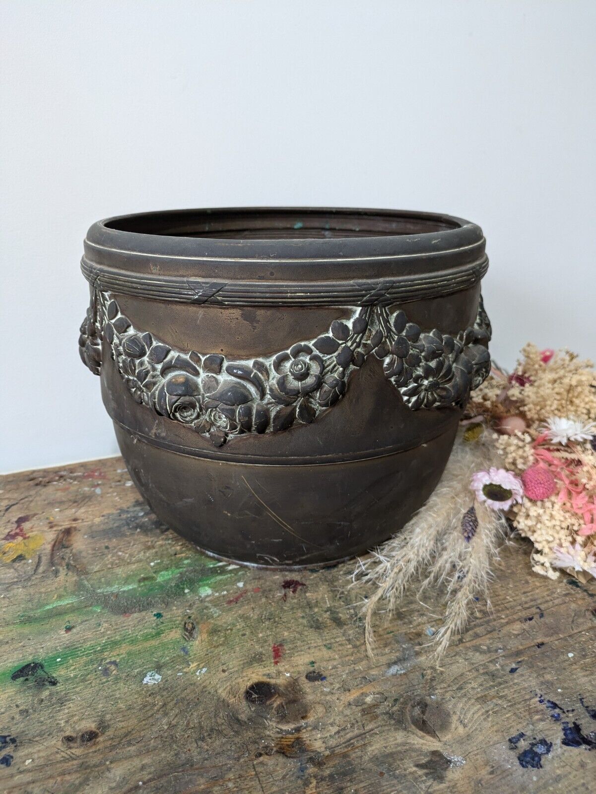 Antique Arts & Crafts Brass Planter Large Size Aspidistra Plant Pot Swags Floral