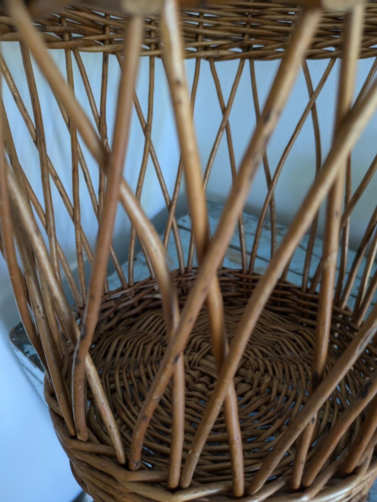 Honey Rattan Round Wicker Waste Paper Basket Woven Log Wood Storage Vintage Bin 