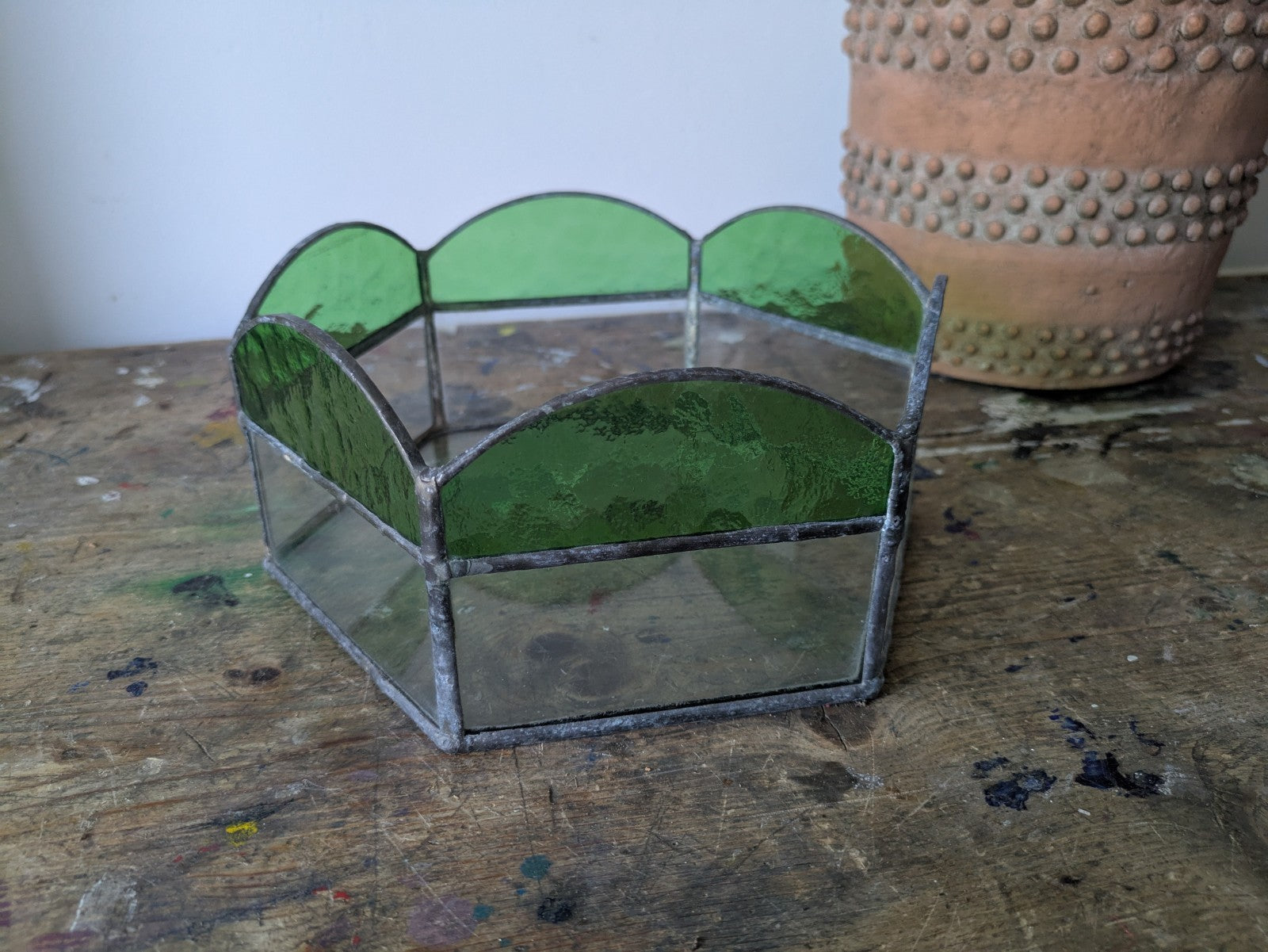 VTG Stained Glass Green Hexagonal Bowl Dish Fruit Serving Table Centre Leaded Vg