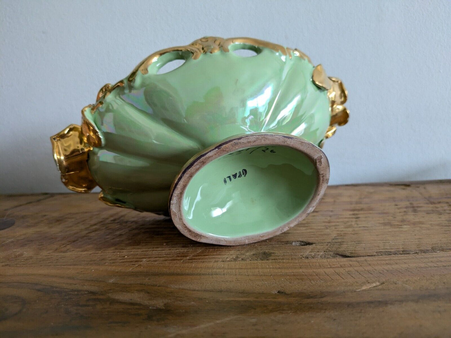 GREEN VTG GILT ORNATE ROSE FLORAL PEDESTAL CAPODIMONTE CENTERPIECE BOWL ITALY 