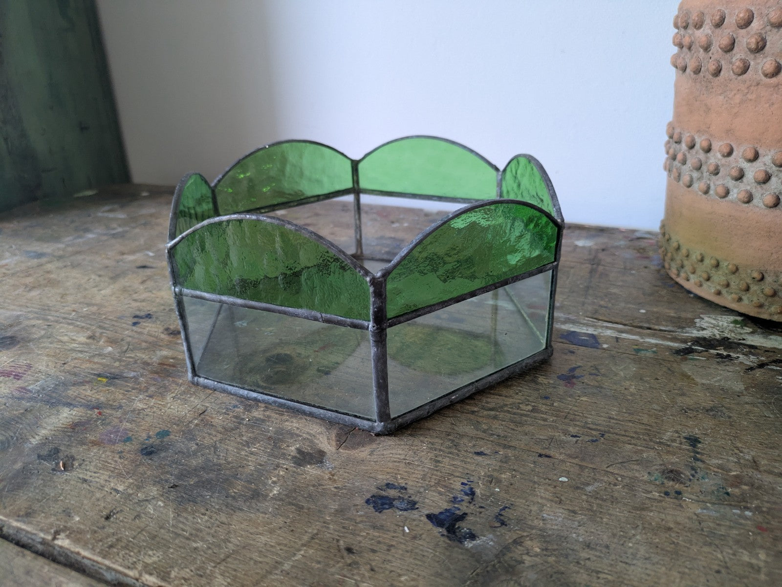 VTG Stained Glass Green Hexagonal Bowl Dish Fruit Serving Table Centre Leaded Vg