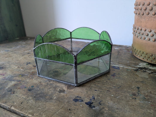 VTG Stained Glass Green Hexagonal Bowl Dish Fruit Serving Table Centre Leaded Vg