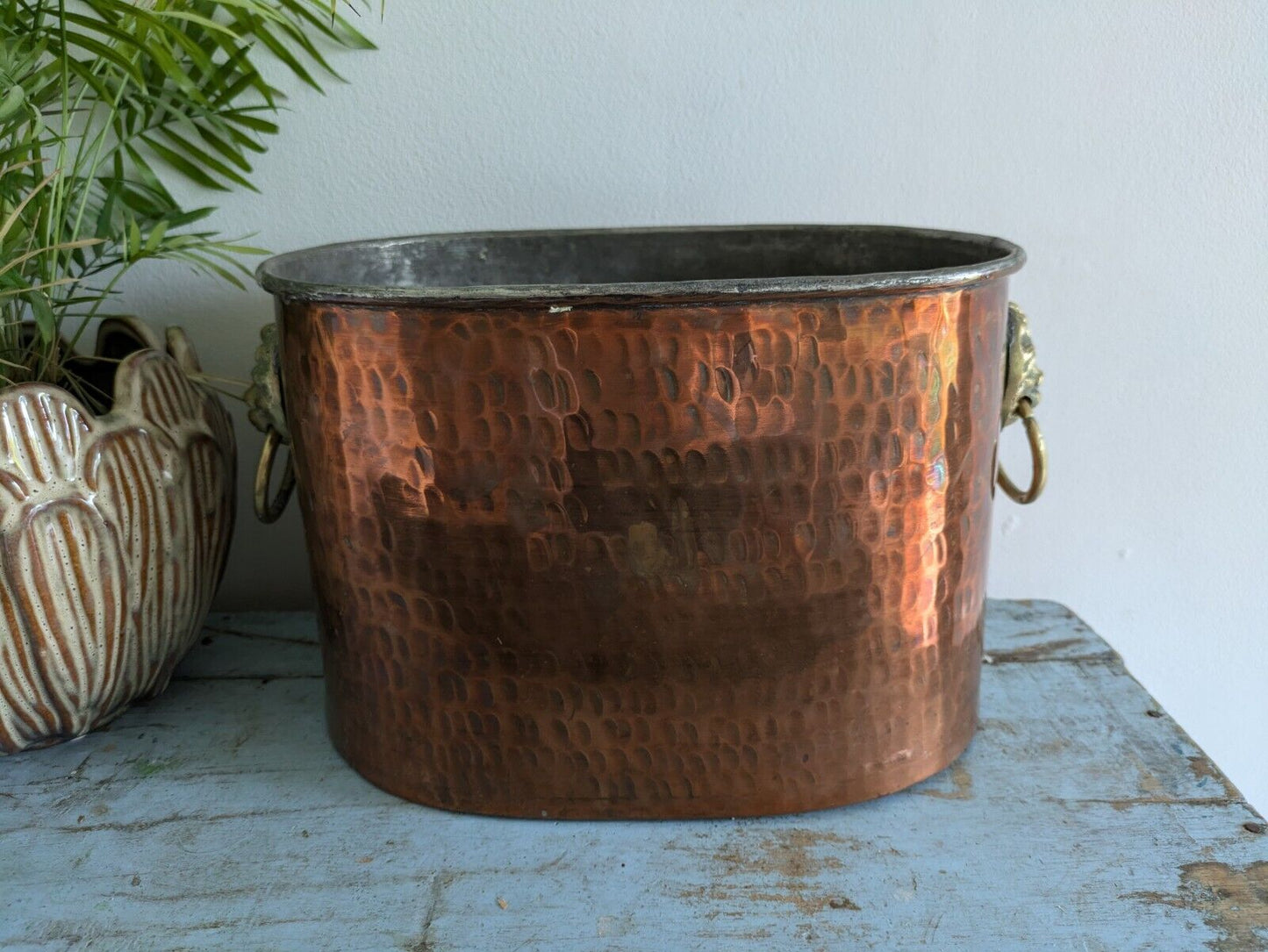 XL Antique Hammered Copper Pot Roll Edge Dovetail Seam Brass Lion Planter Bucket