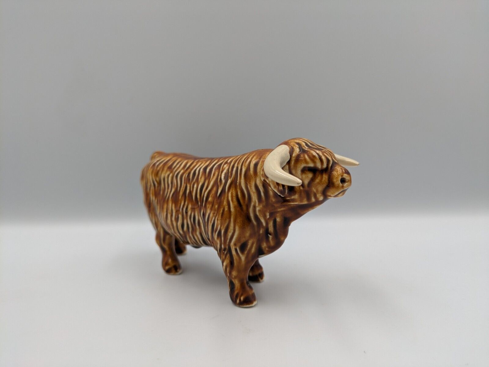 Vtg Studio Pottery Scottish Highland Cow ceramic Spaghetti figurine Rare Signed