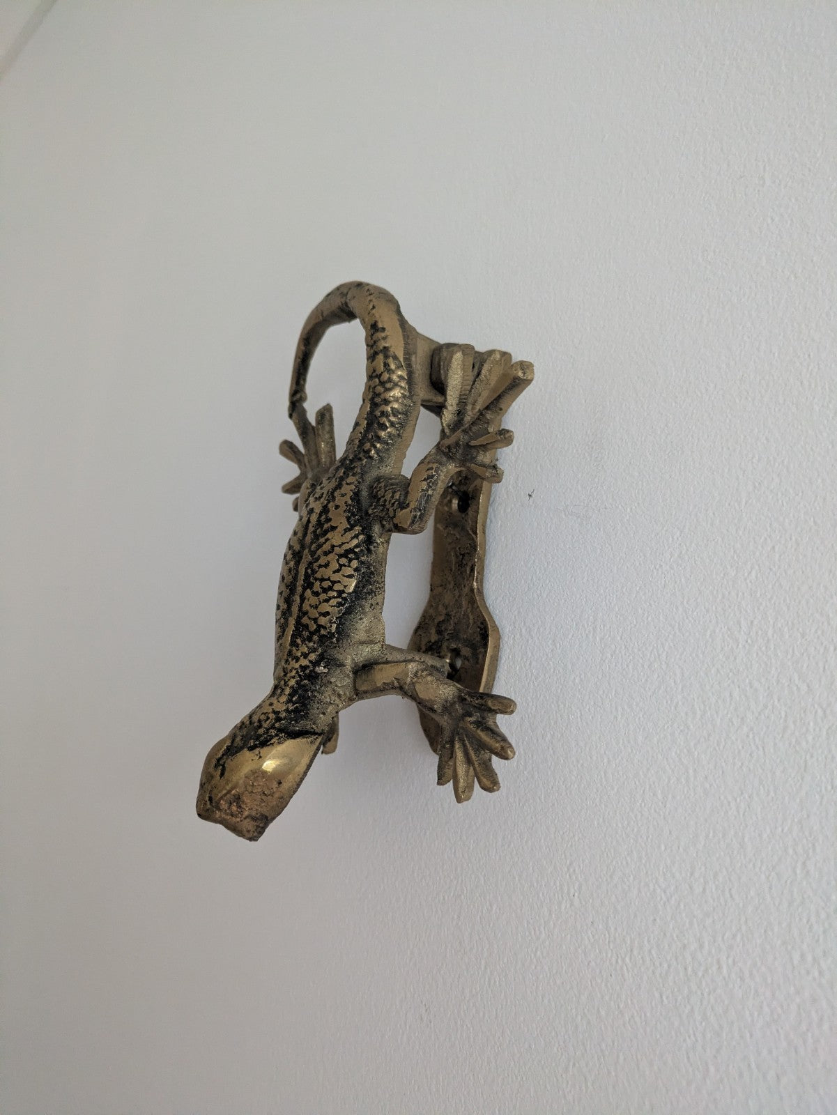 Front Door Knocker Lizard Antique Brass Animal Heavy Chunky Large Vintage Prop