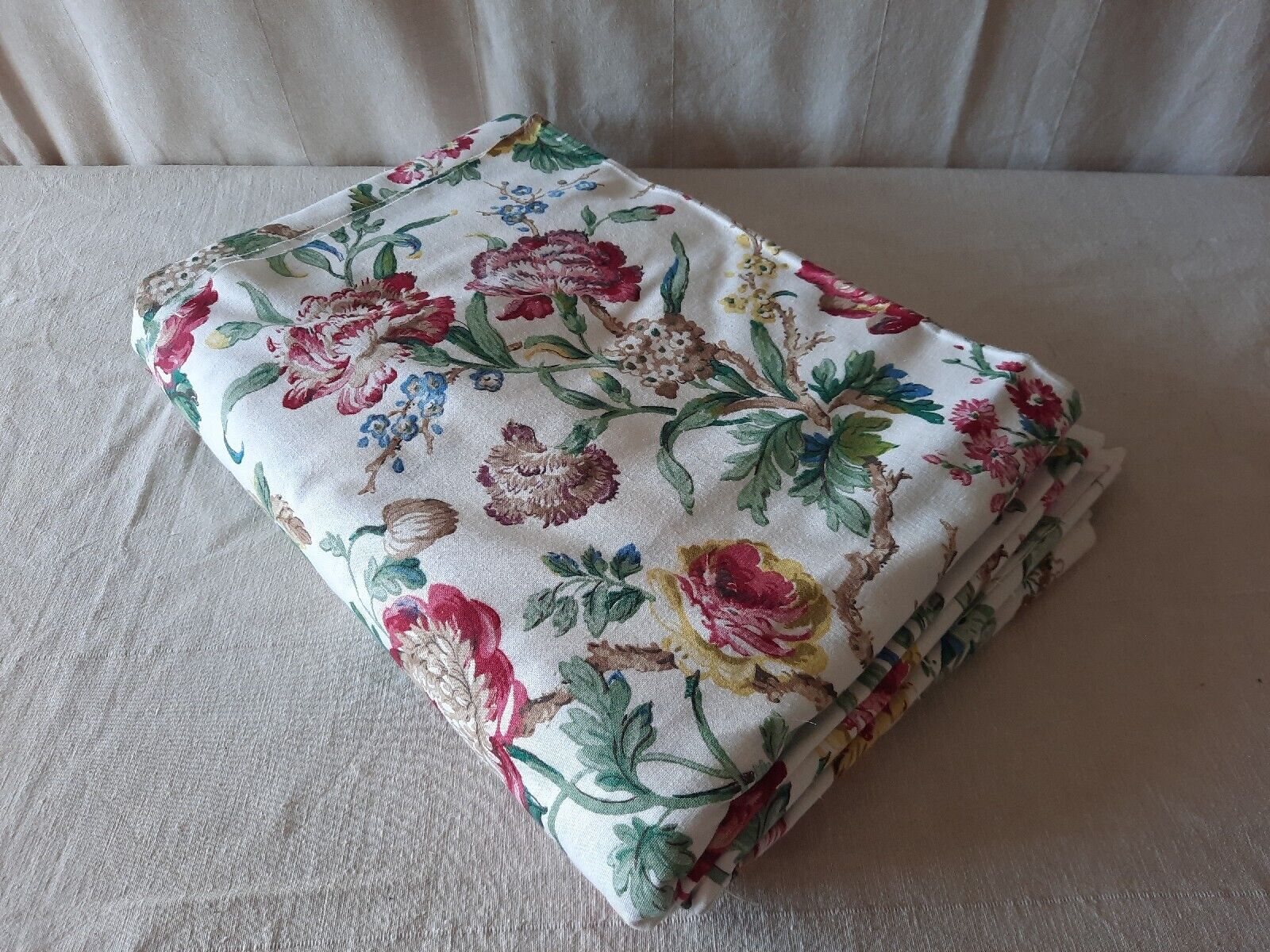 vintage Floral Rose fabric 11.75m Shabby Chic Pretty Flowers Craft Upholstery 