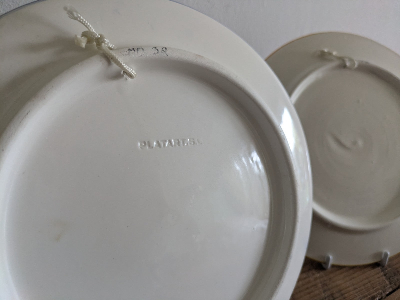 2x Platart S.L Hand Decorated Flowers Blue & Yellow Rim Design Plates Spain Vgc