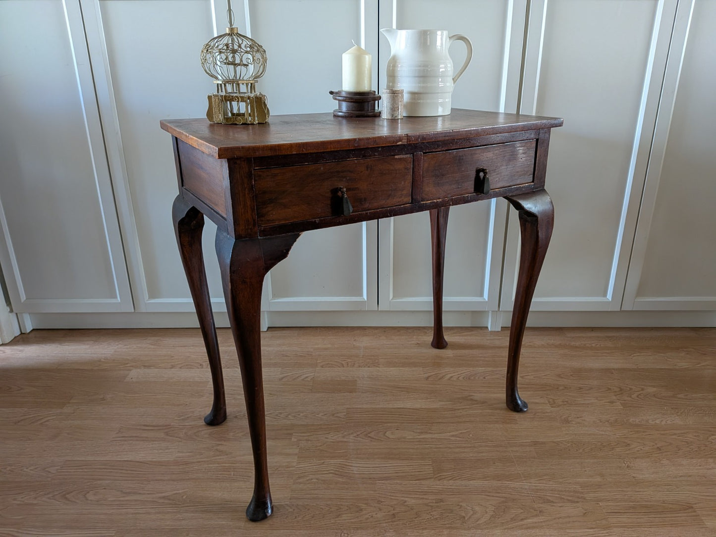 Antique Vintage Walnut Lowboy / Side Table Desk Queen Anne Cabriole Legs Veneer 