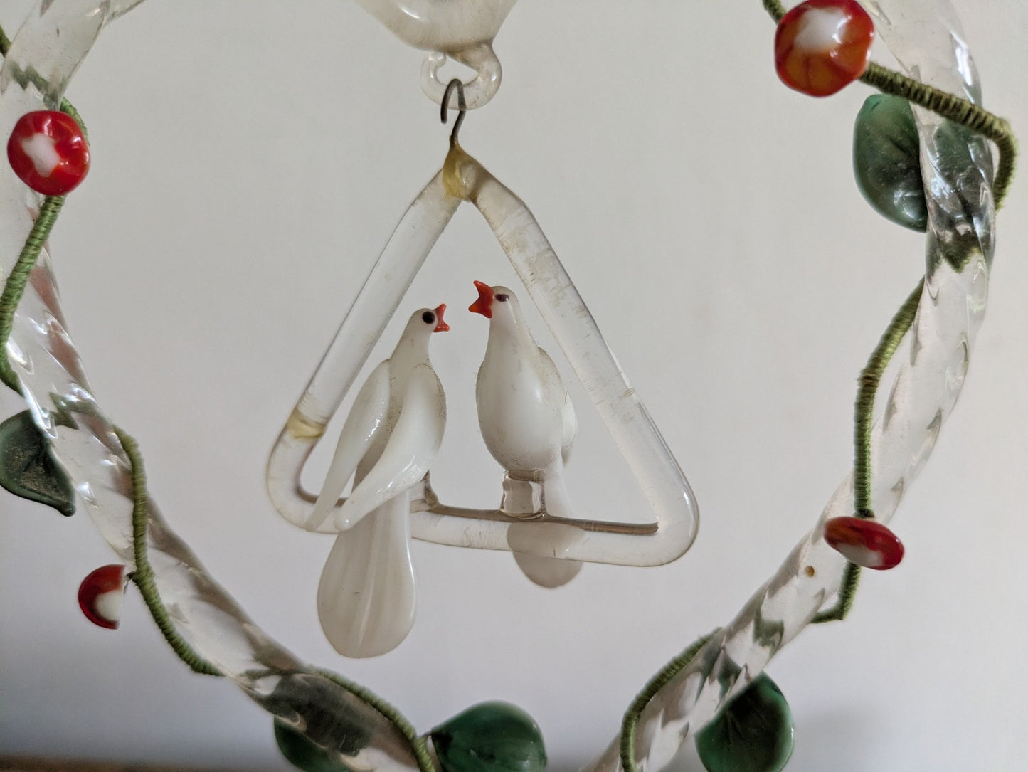 VTG Ornate Hand Blown Glass Wedding Cake Topper Heart Humming Birds Doves Leaves
